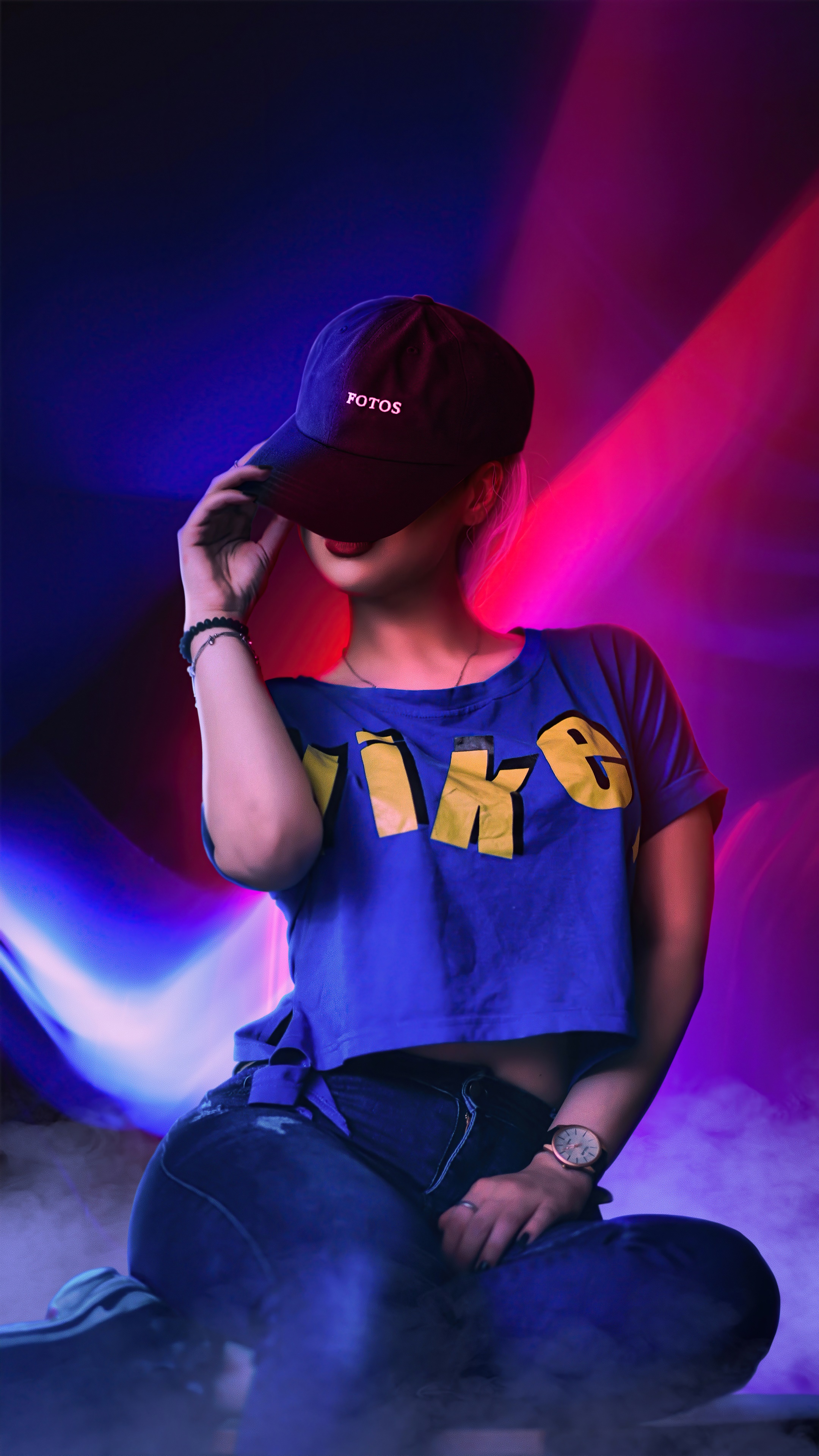 Woman in blue crop top and baseball cap HD Phone Wallpaper