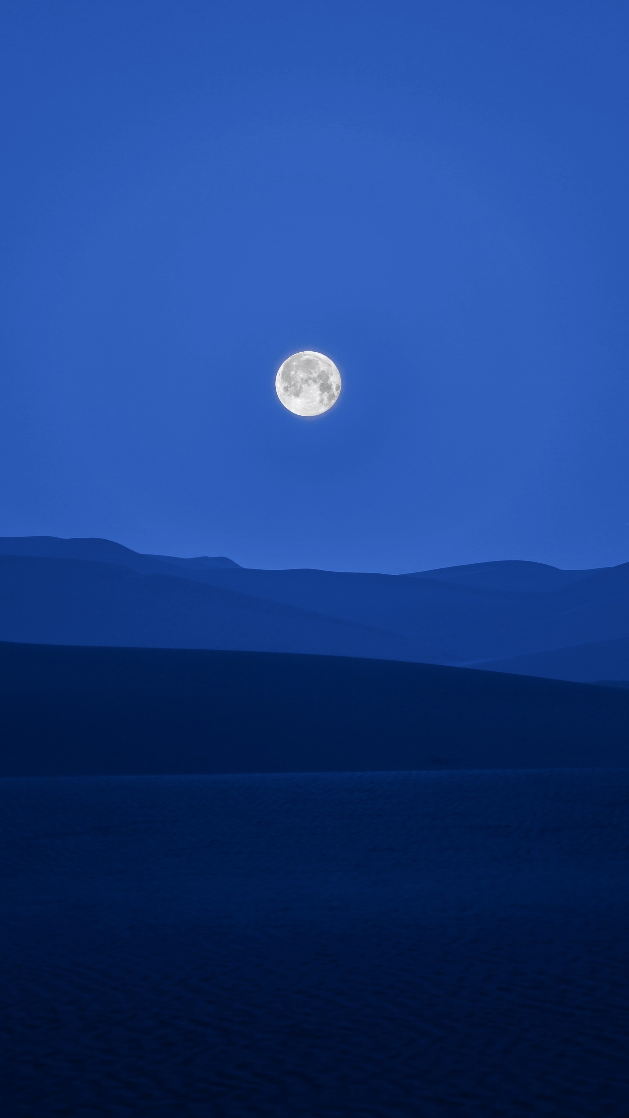 Full moon over desert dunes at night HD Phone Wallpaper