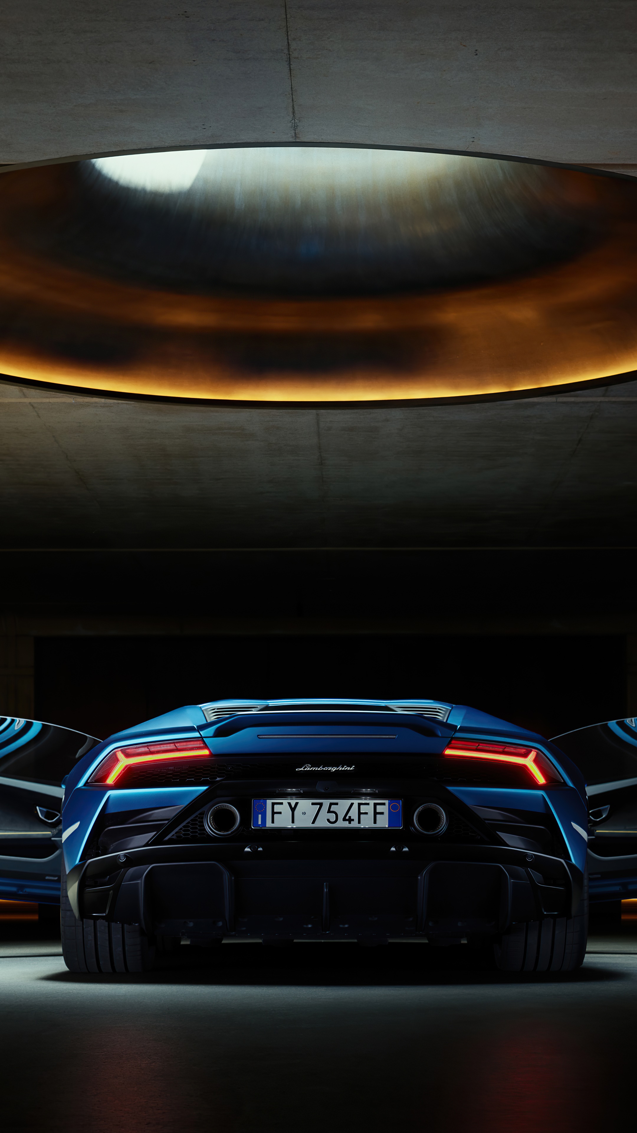 Lamborghini Huracan Evo rear view HD Phone Wallpaper