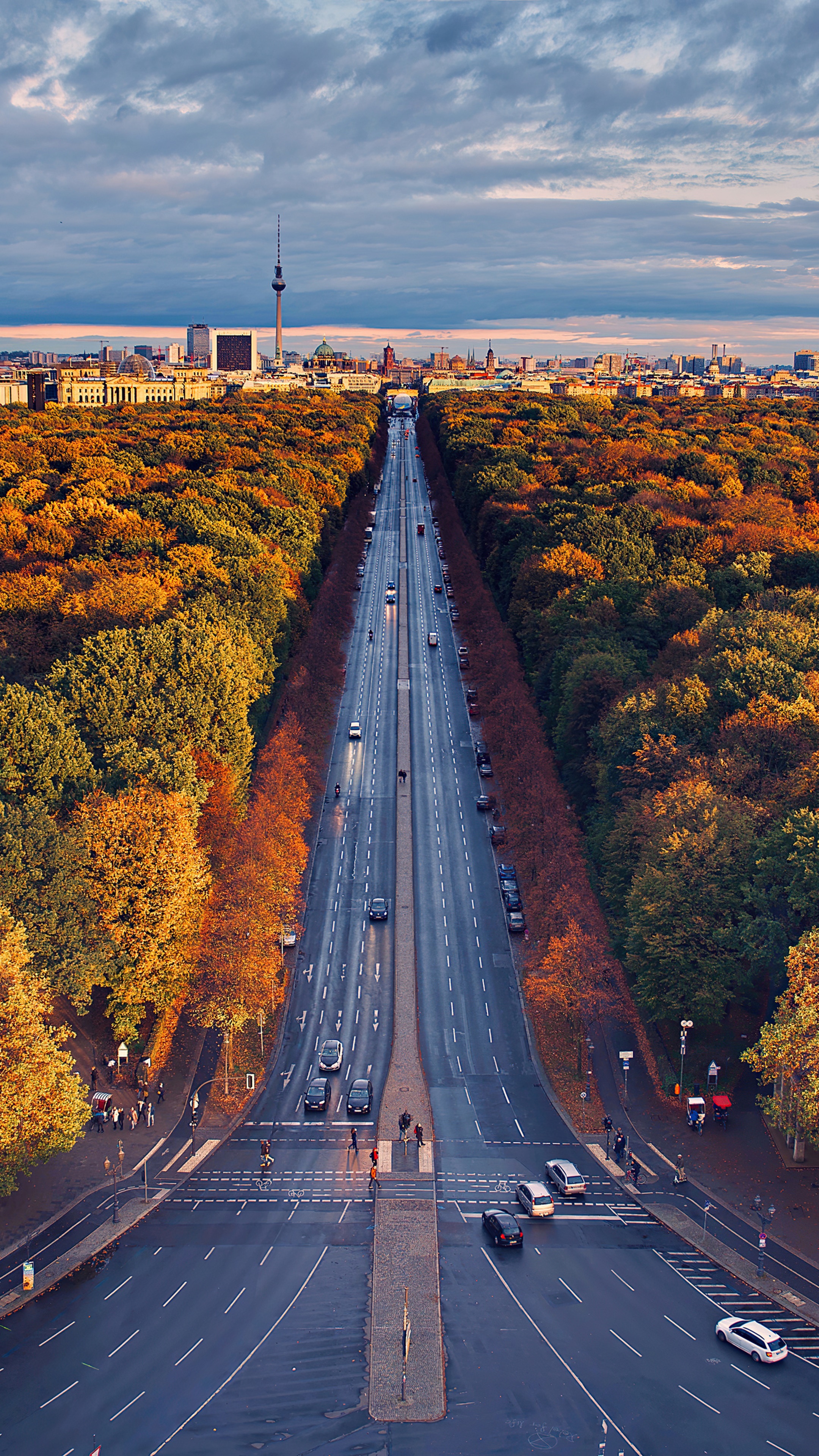 Berlin cityscape with trees in autumn colors HD Phone Wallpaper