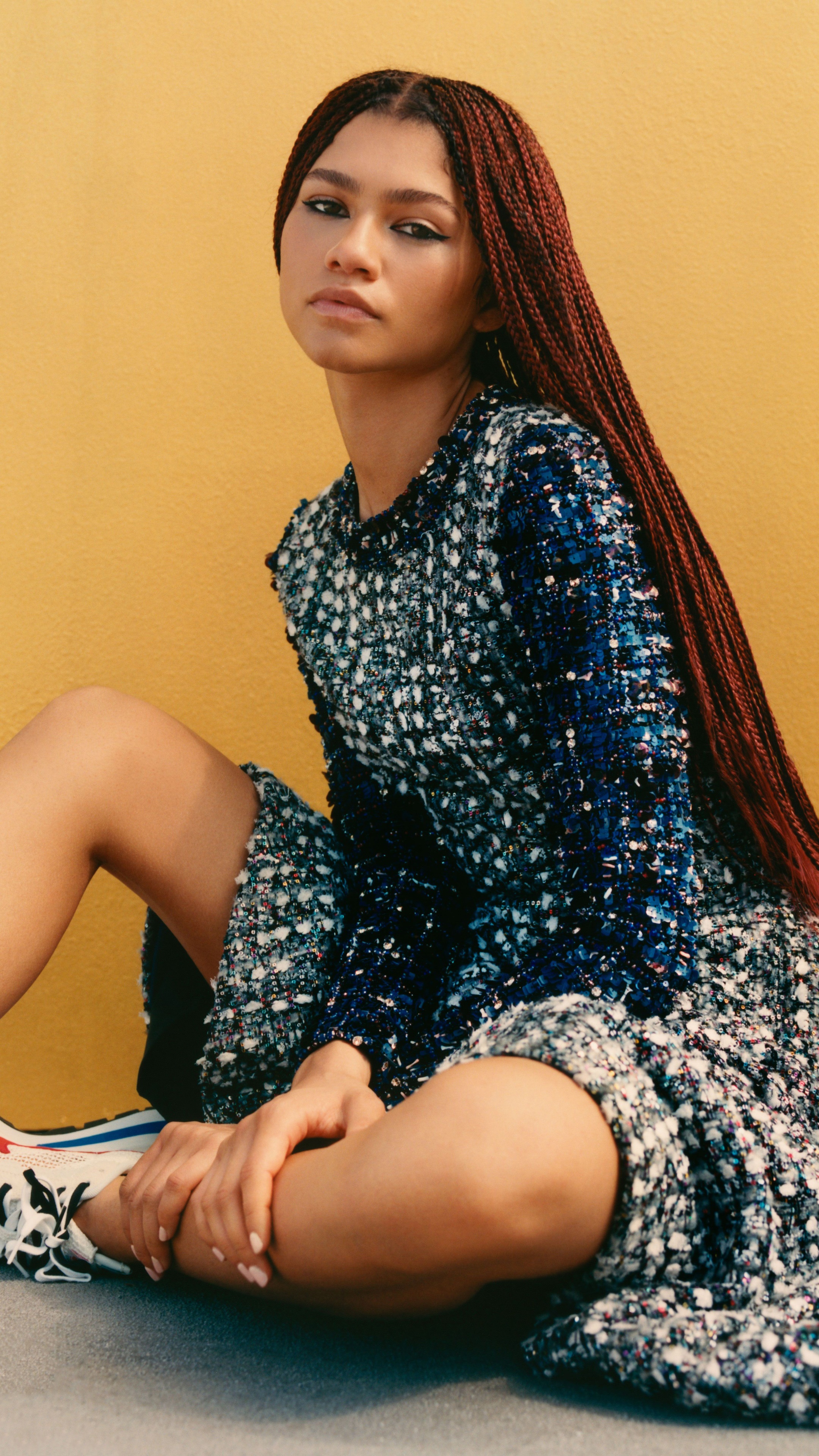 Zendaya in a textured dress HD Phone Wallpaper