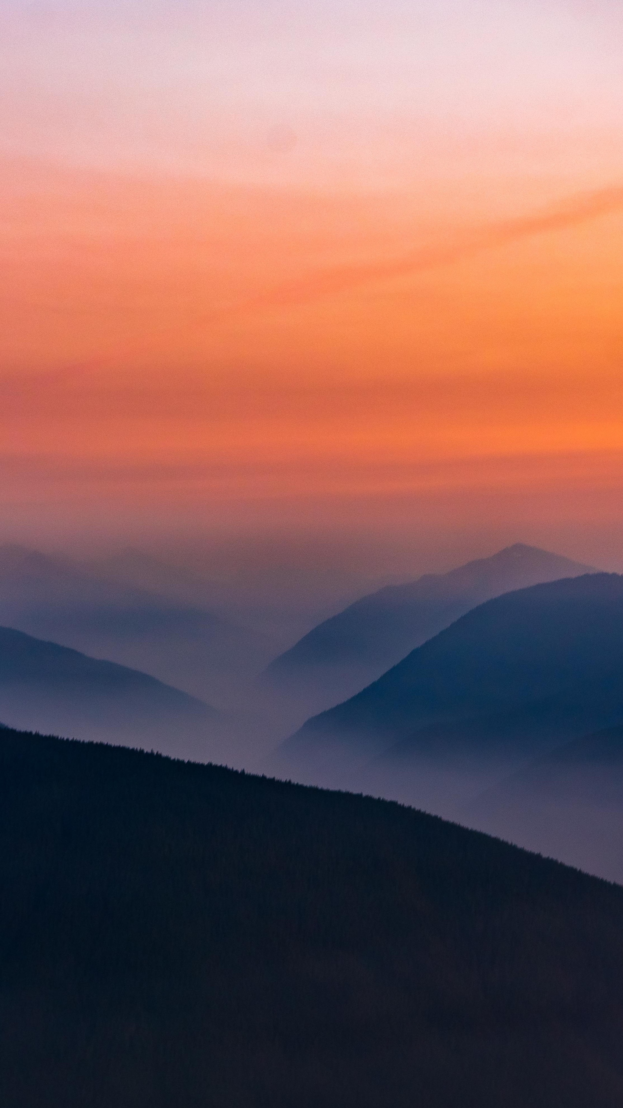 Misty mountains at sunset, 4K HD Phone Wallpaper
