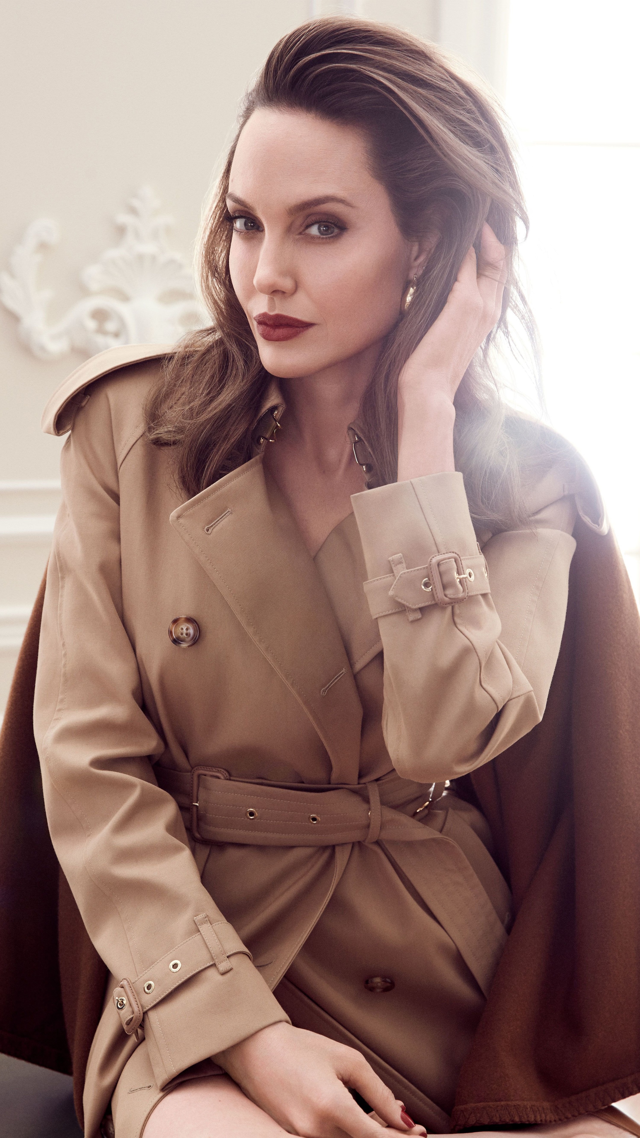 Angelina Jolie in a trench coat HD Phone Wallpaper