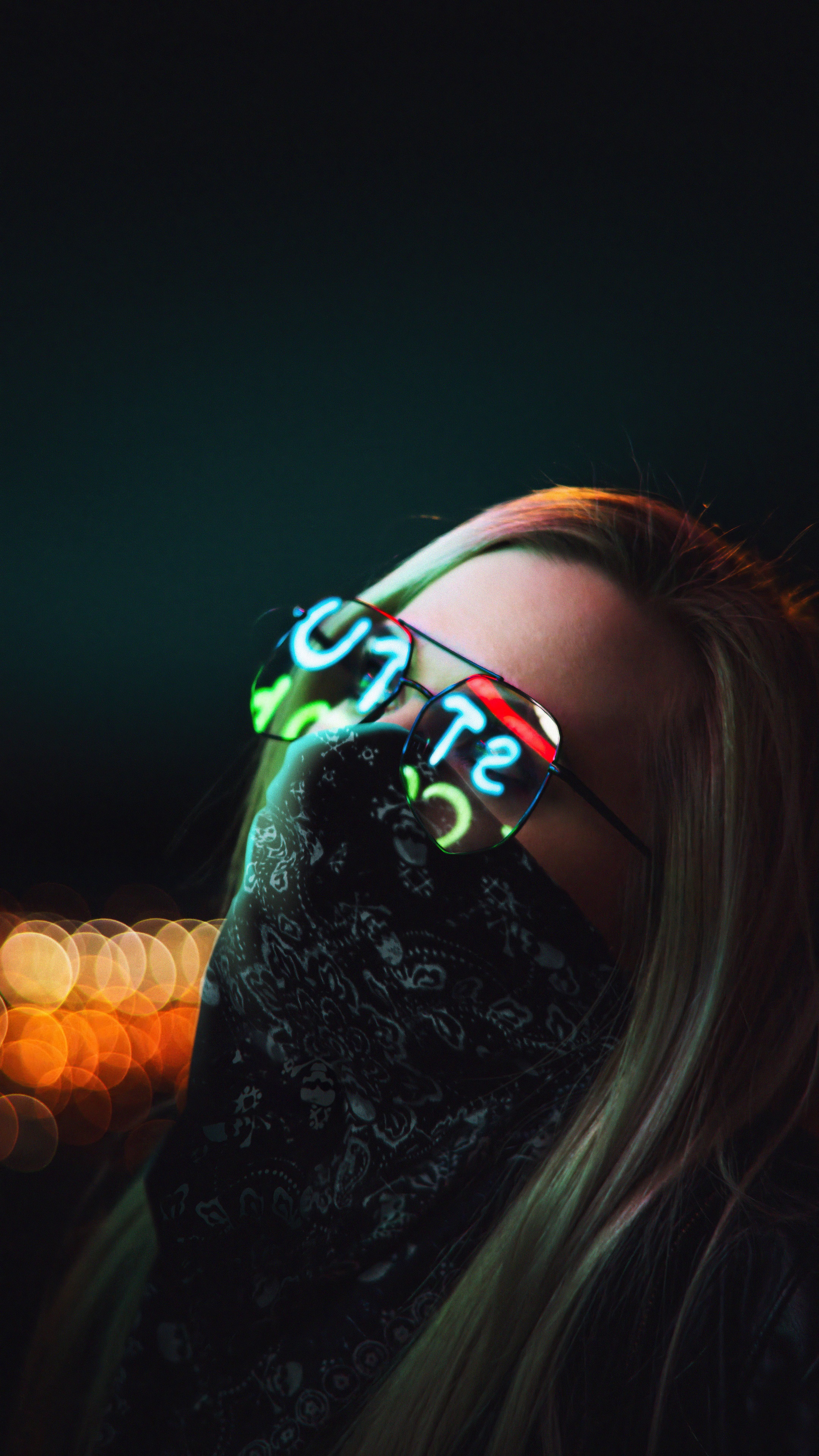 Girl wearing sunglasses with neon reflections HD Phone Wallpaper