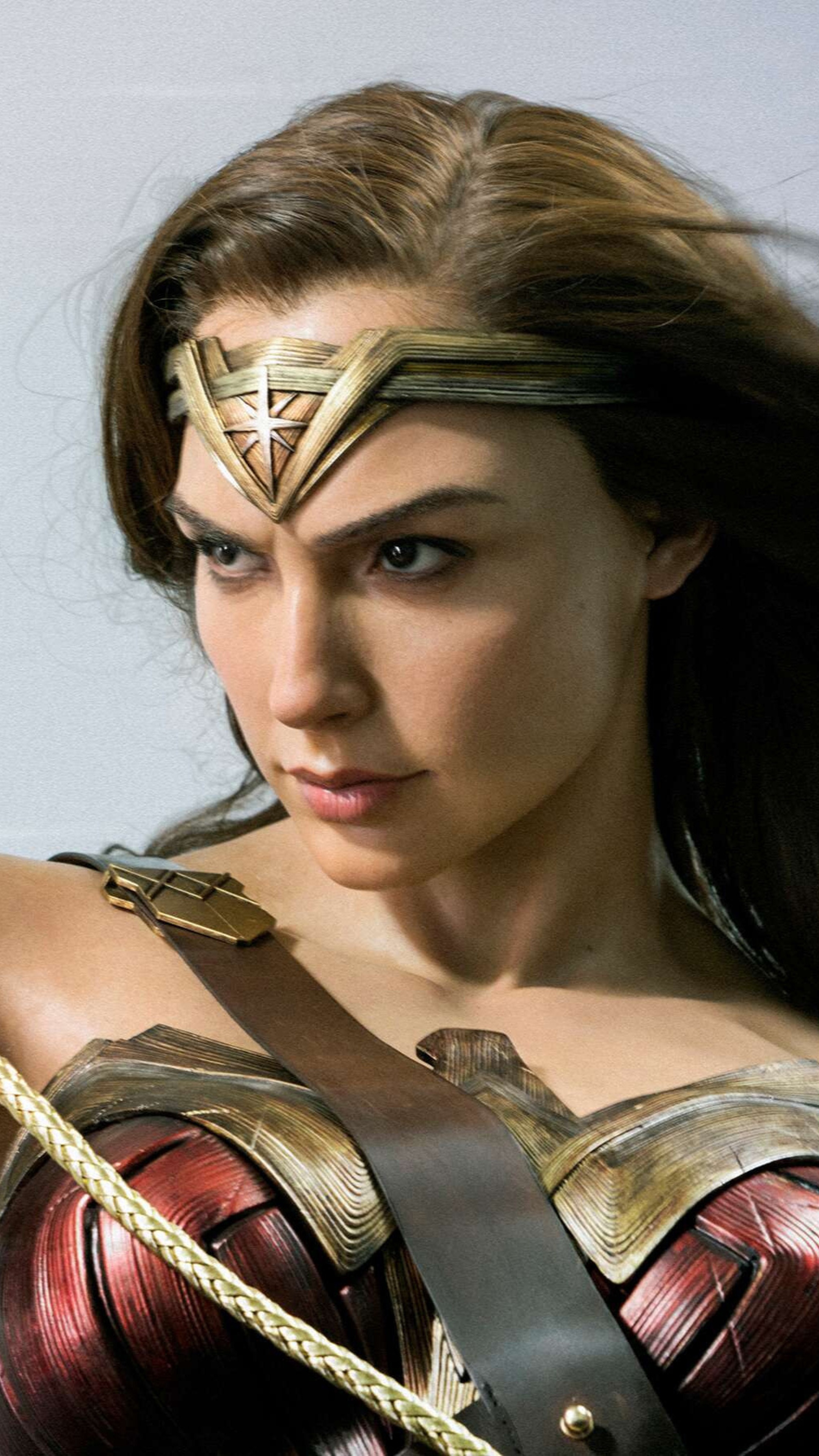 Wonder Woman from DC Comics HD Phone Wallpaper