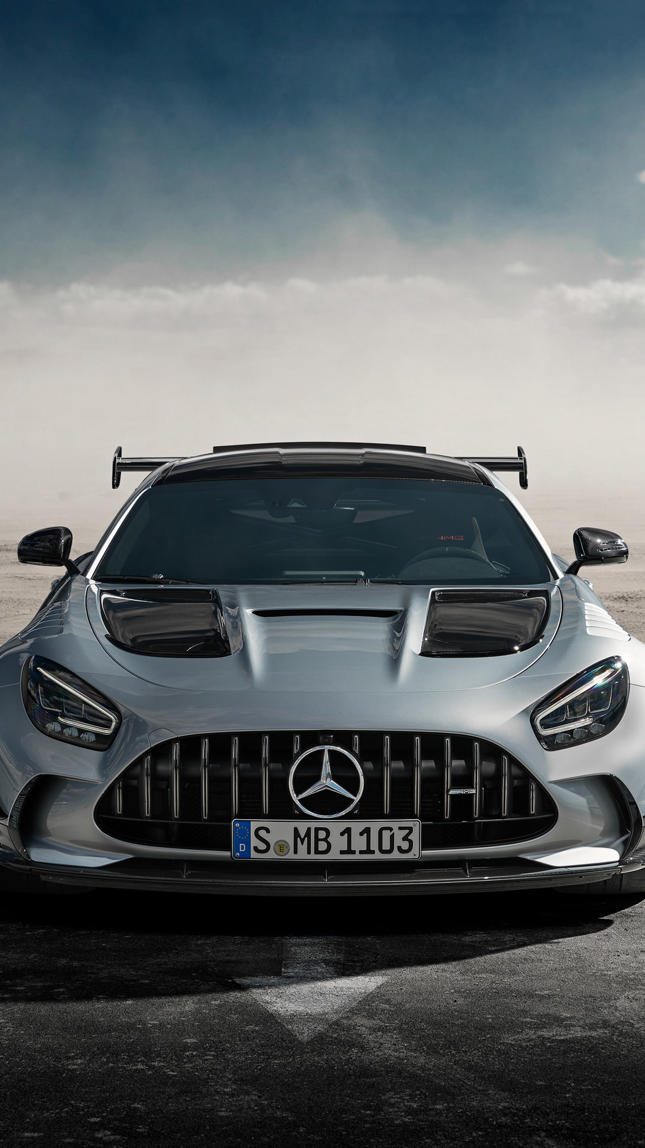 Mercedes-AMG GT R 4K HD Phone Wallpaper