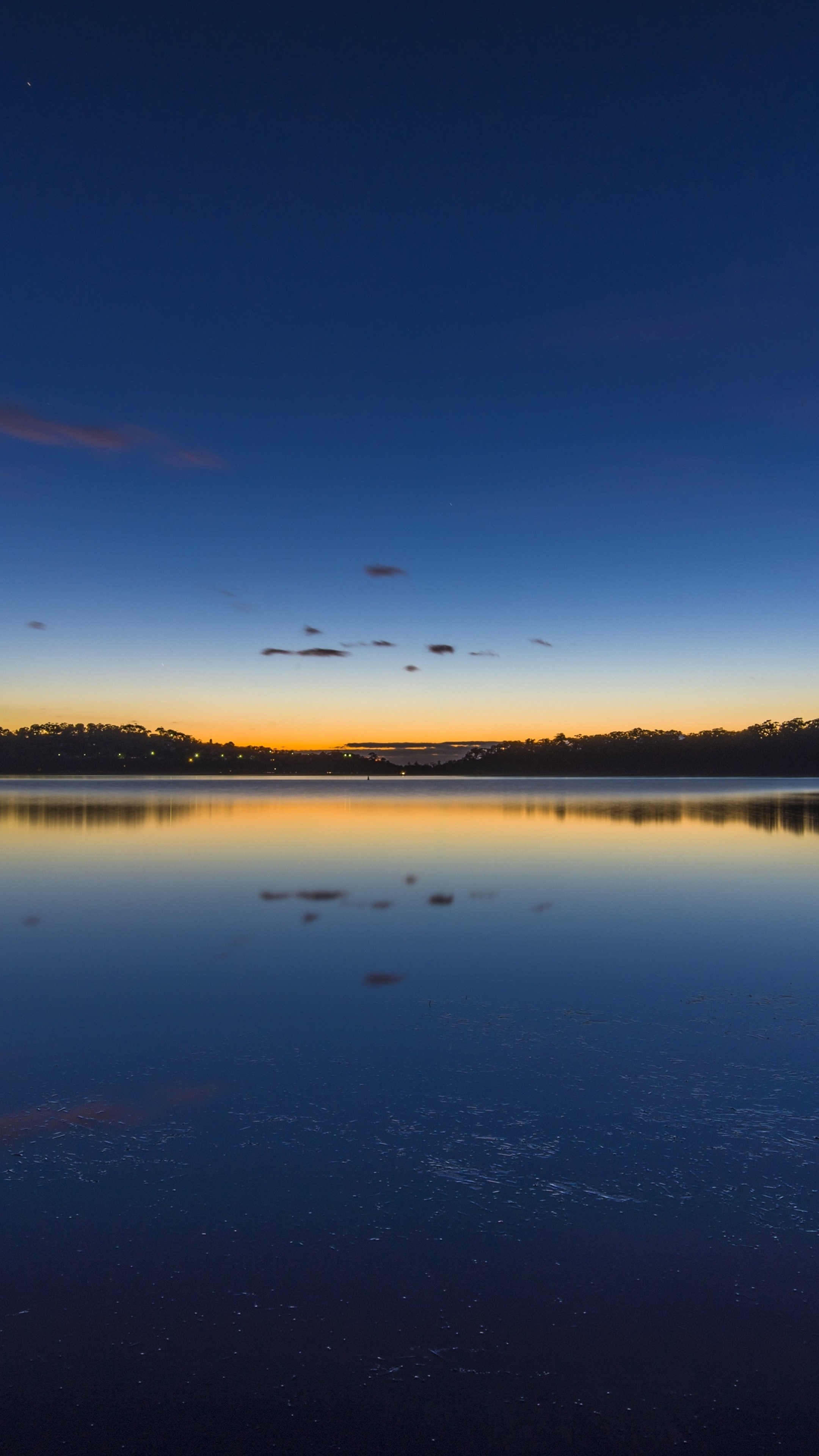 Lake at sunrise with reflection HD Phone Wallpaper
