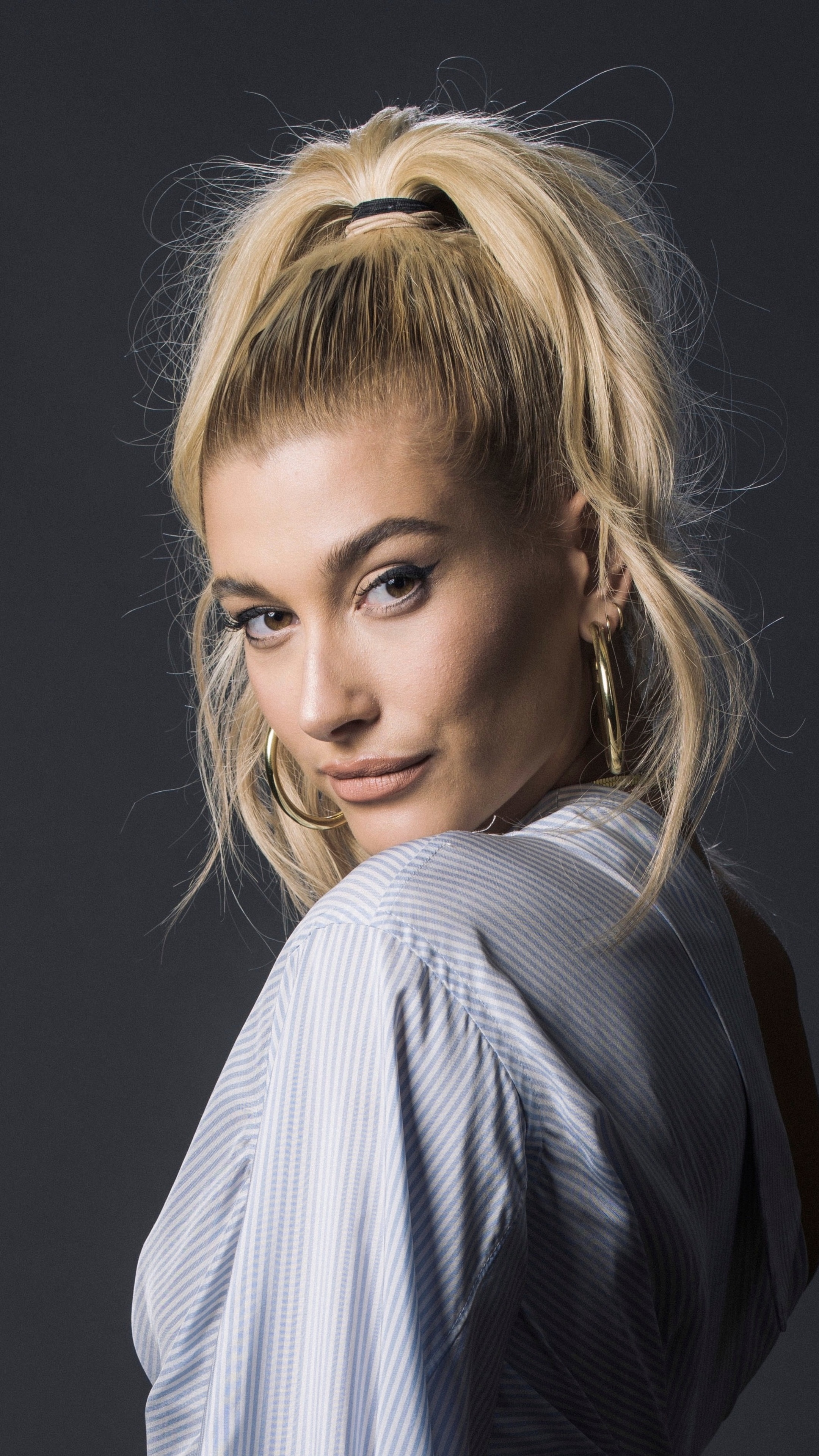 Hailey Baldwin 4K HD Phone Wallpaper