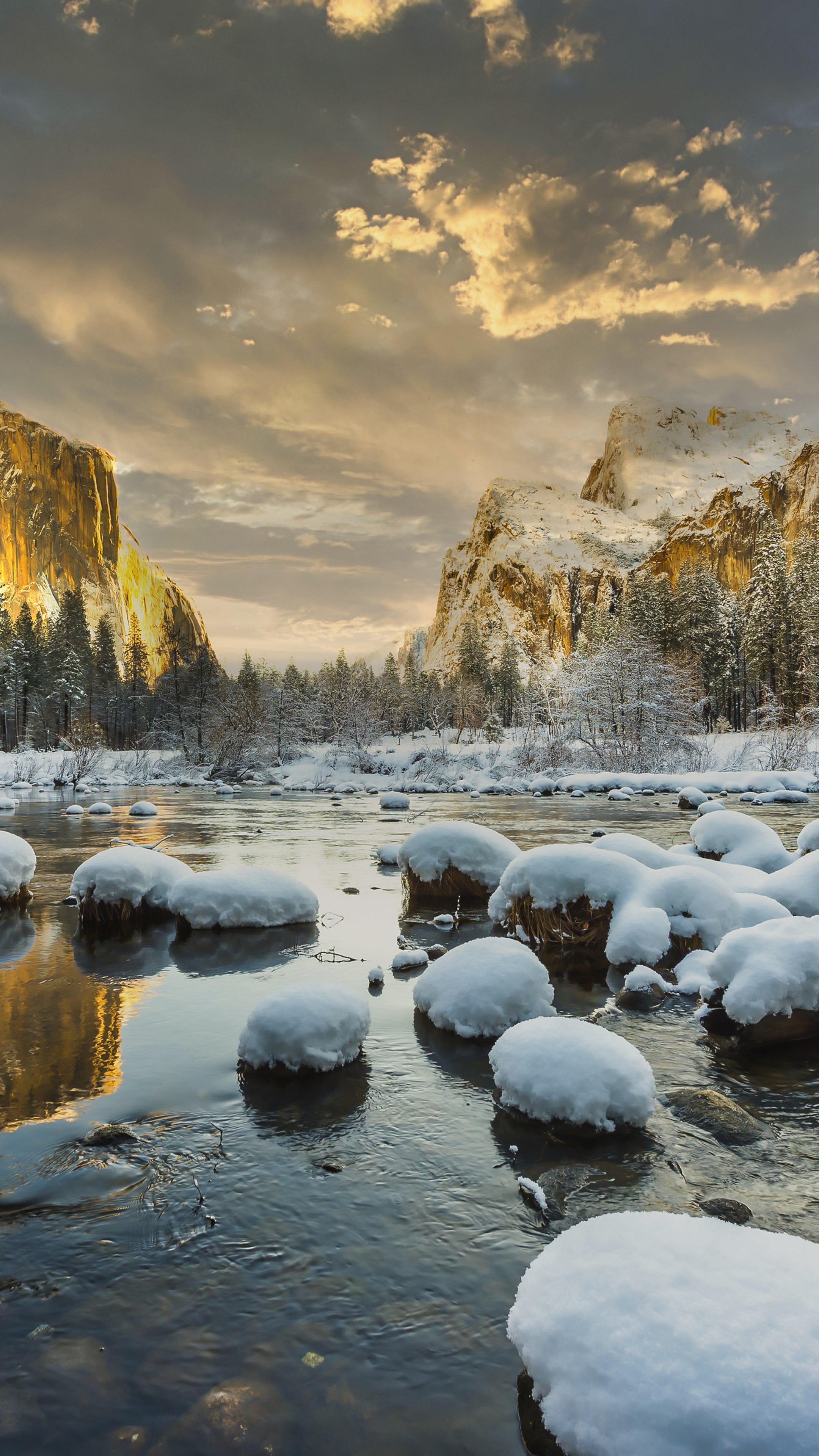 Snowy River and Mountains at Sunset 4K HD Phone Wallpaper