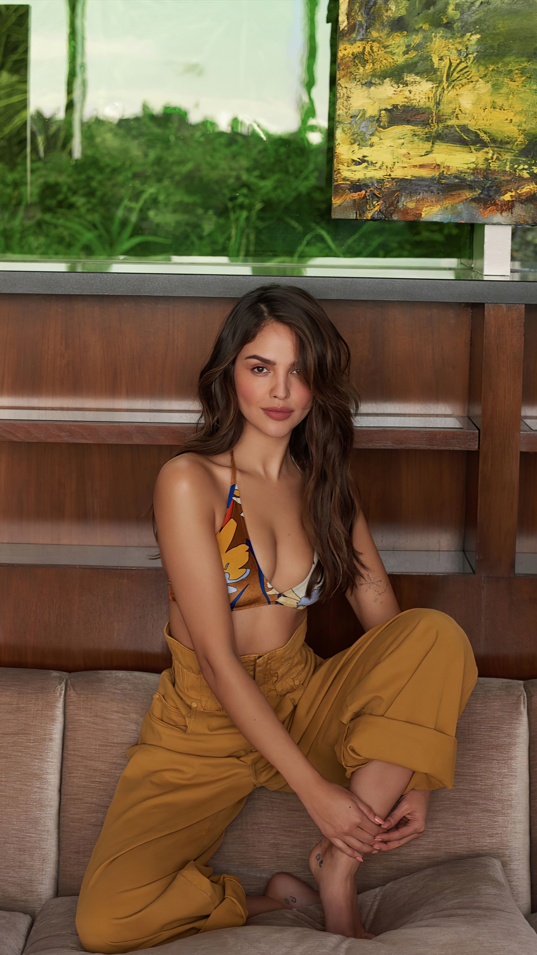 Eiza Gonzalez in a bikini top and yellow pants HD Phone Wallpaper