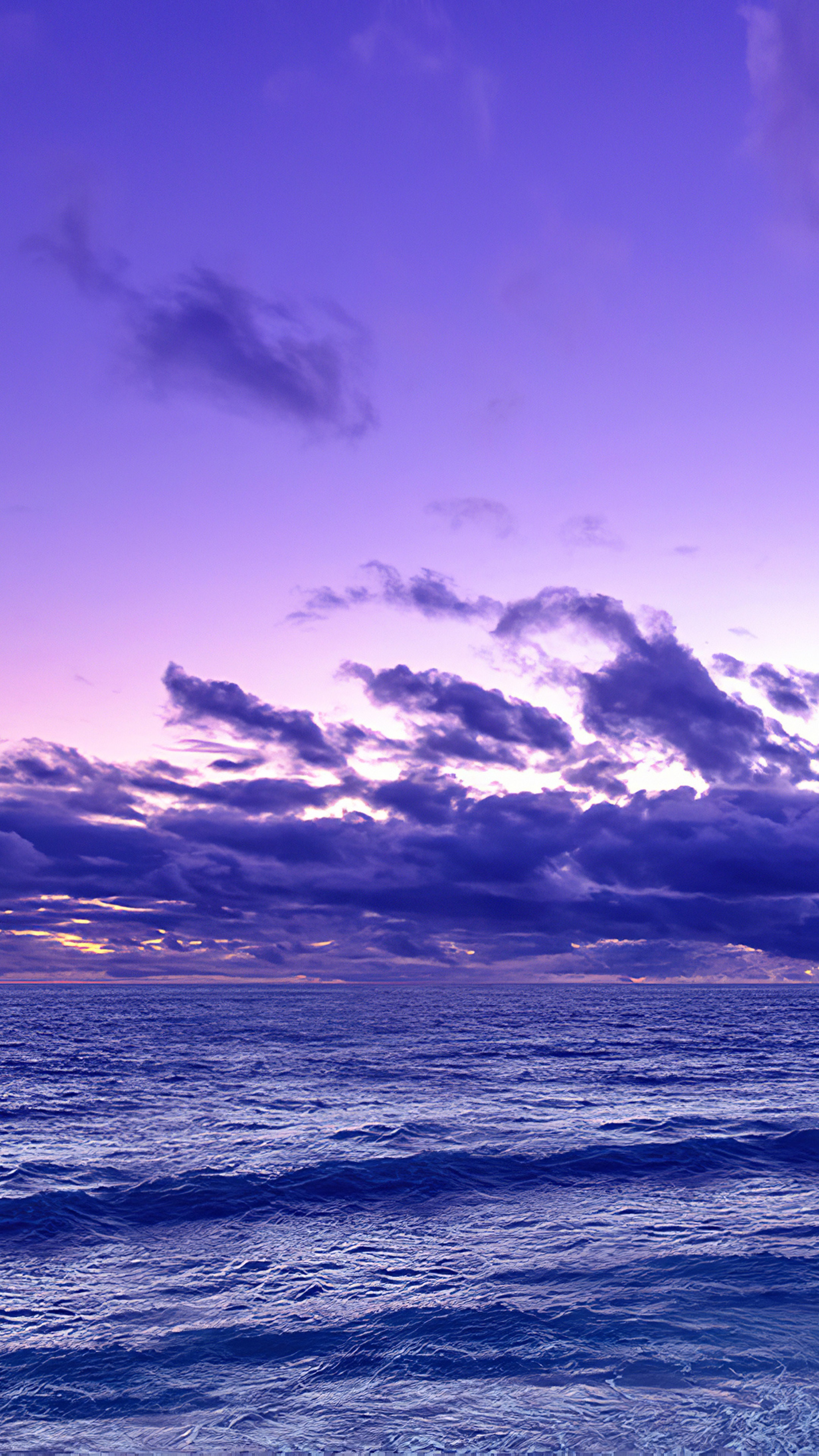 Purple Evening Sky Over the Sea 4K HD Phone Wallpaper