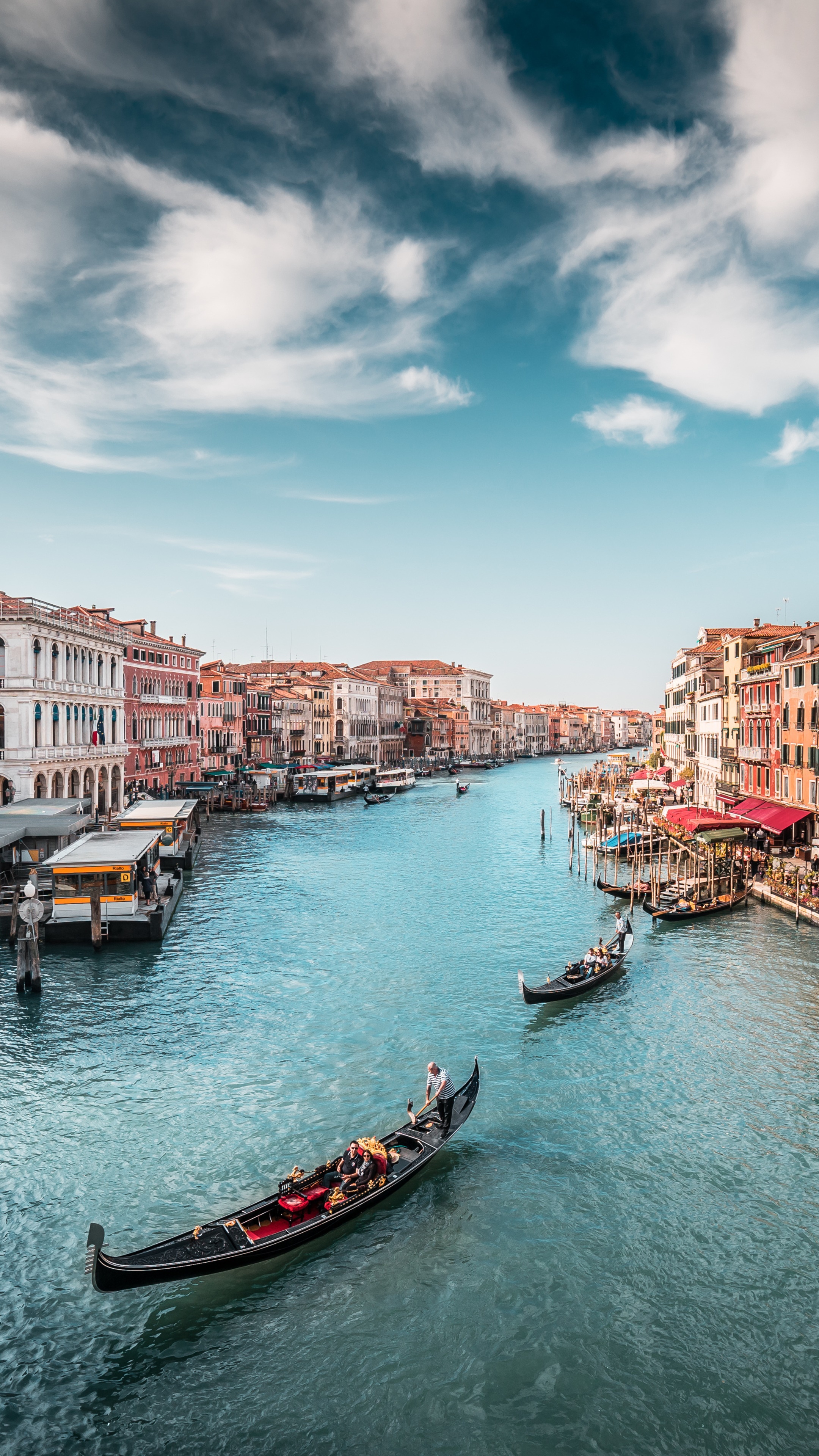 Gondolas on the Grand Canal in Venice, Italy HD Phone Wallpaper