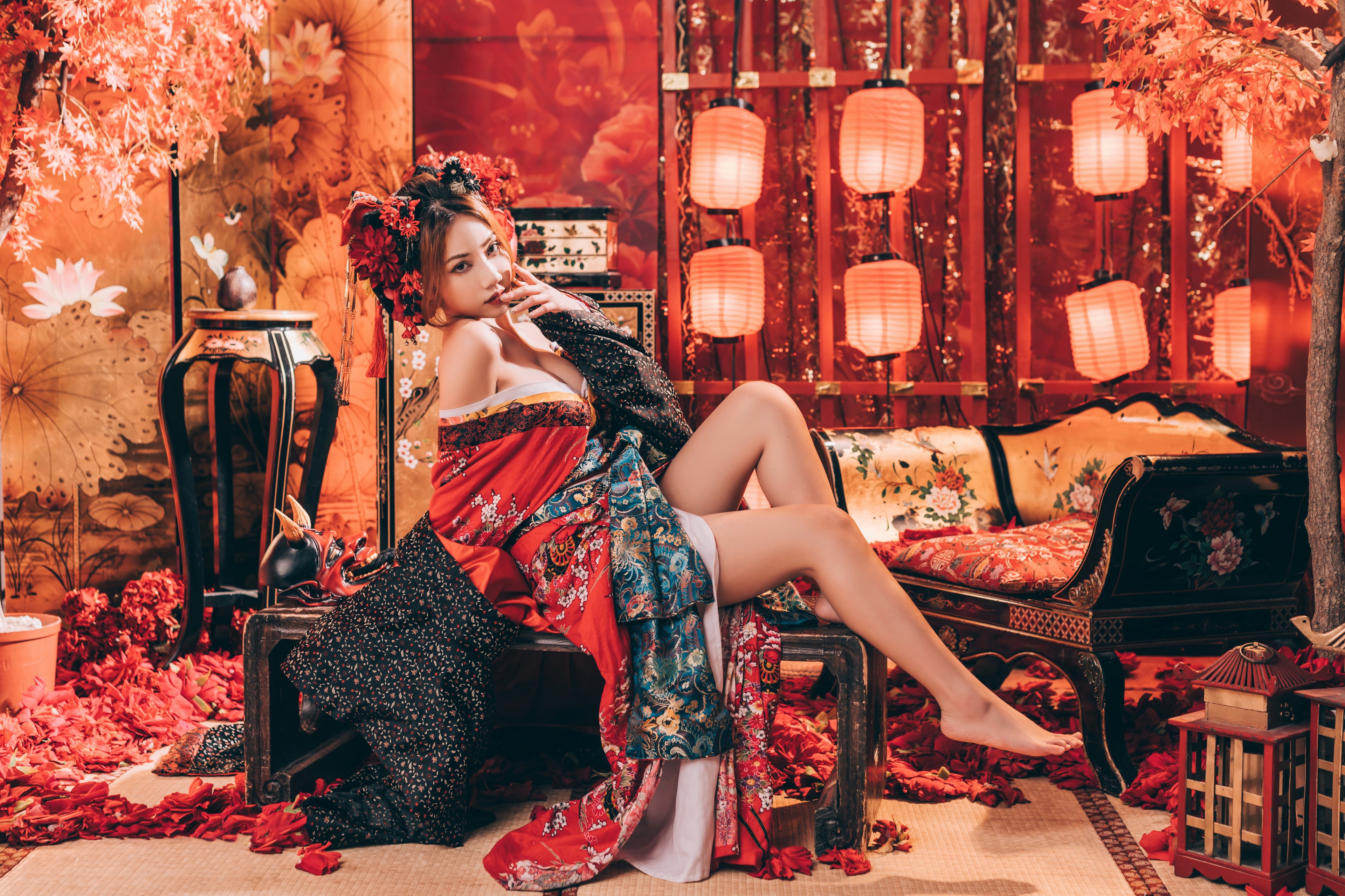 Asian woman in kimono with elaborate hairstyle HD Wallpaper