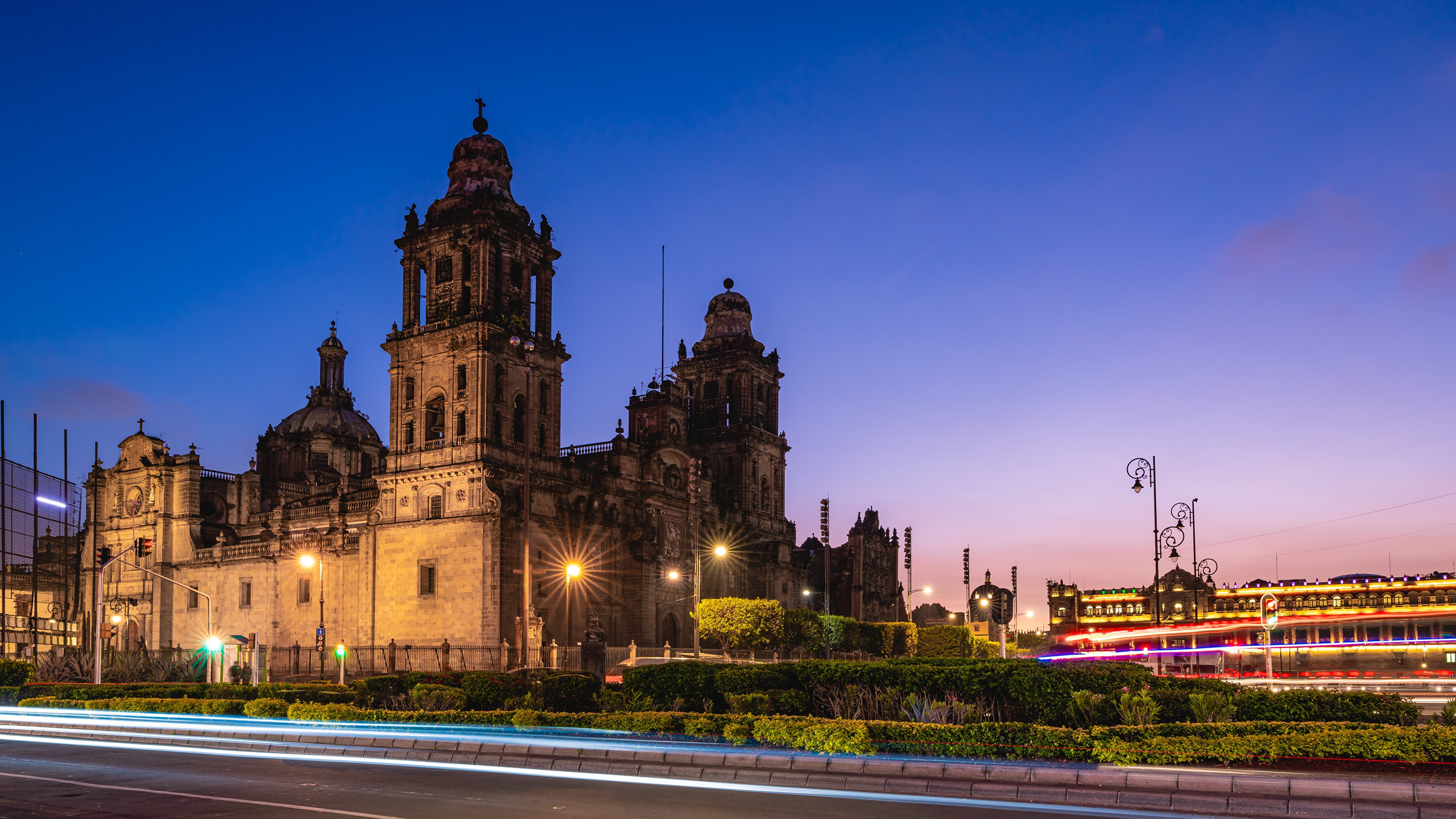4K Catedral Metropolitana Mexico City at Dusk HD Wallpaper