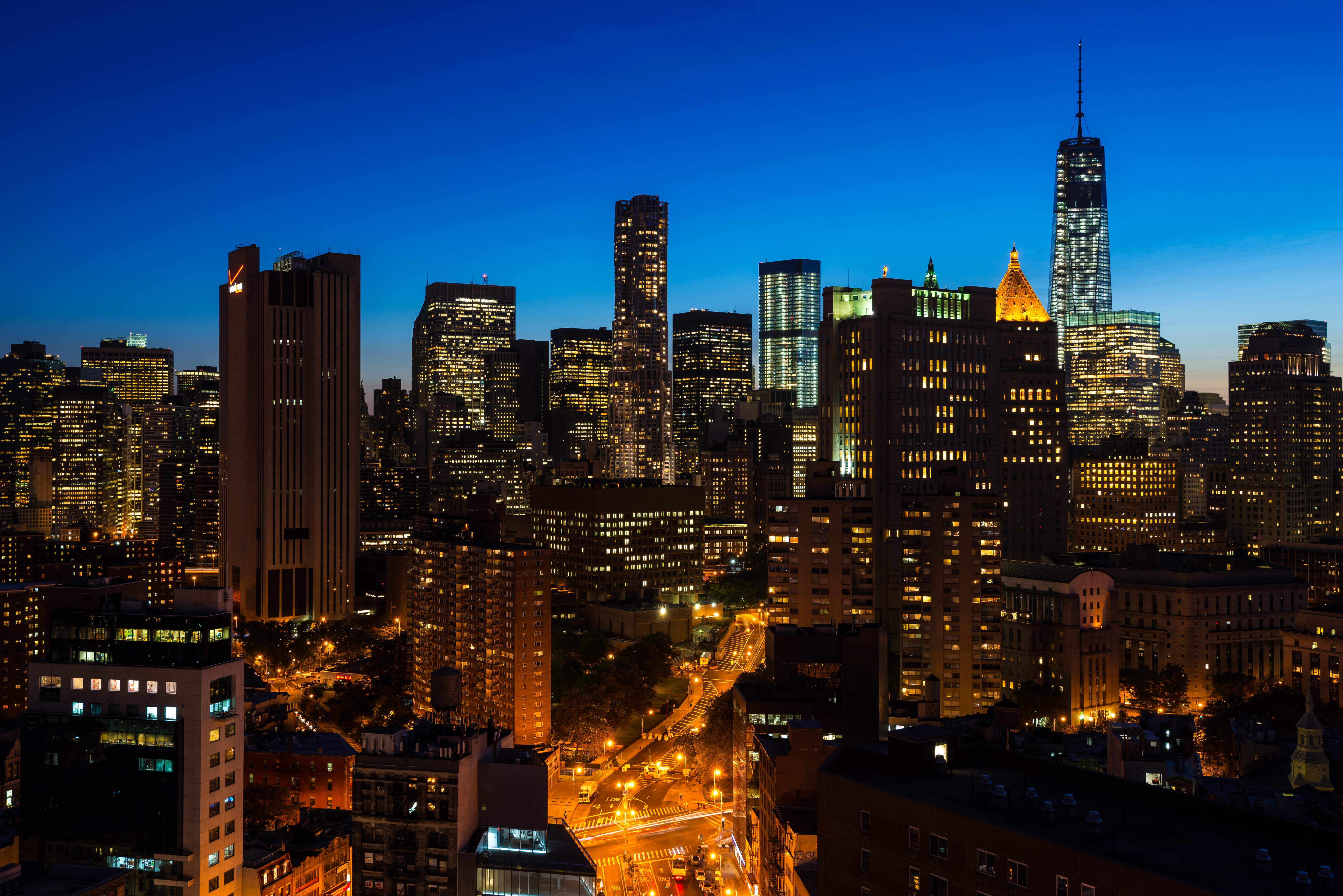 New York City Skyline at Dusk HD Wallpaper