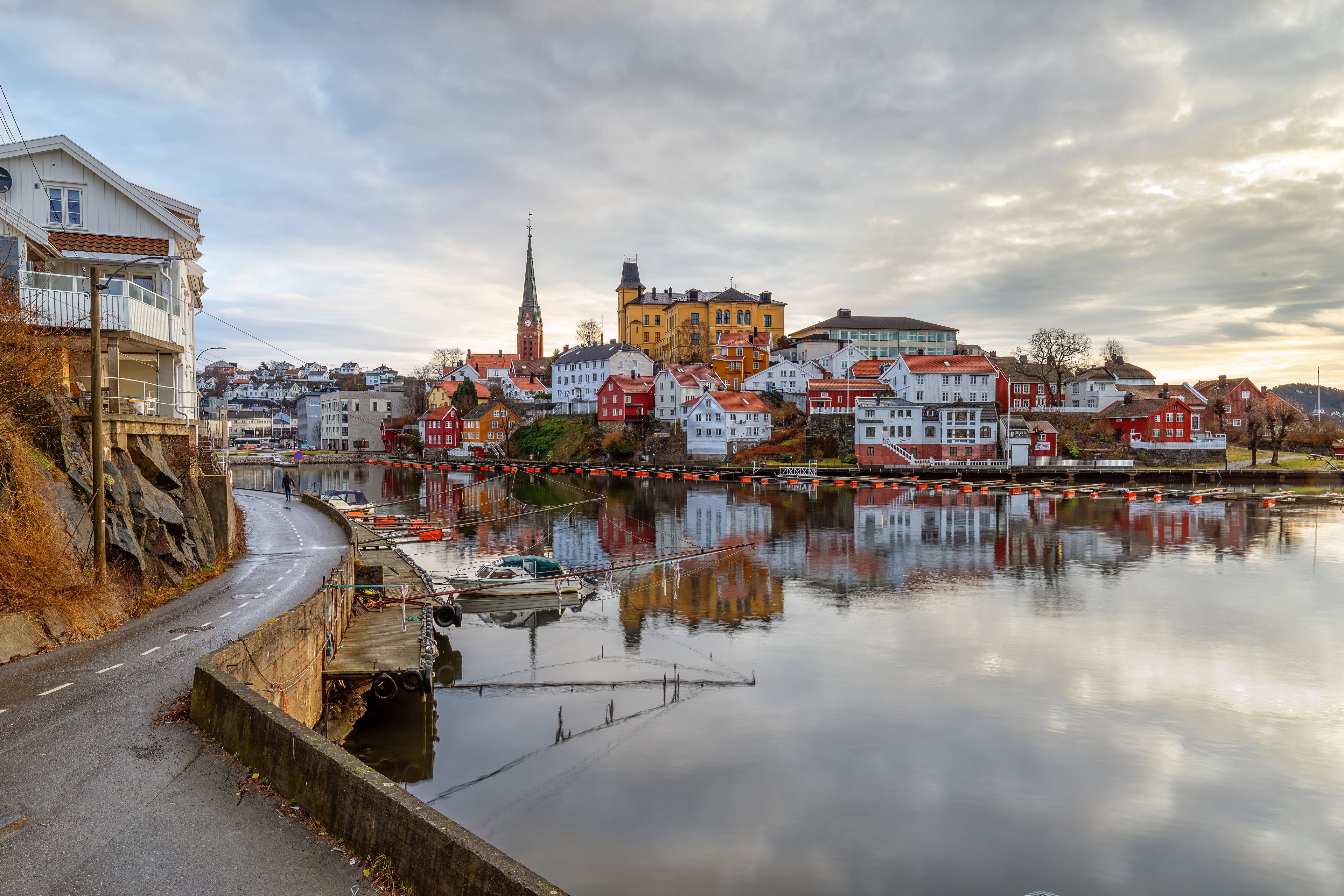 Arendal, Norway Houses and Bay Reflection HD Wallpaper