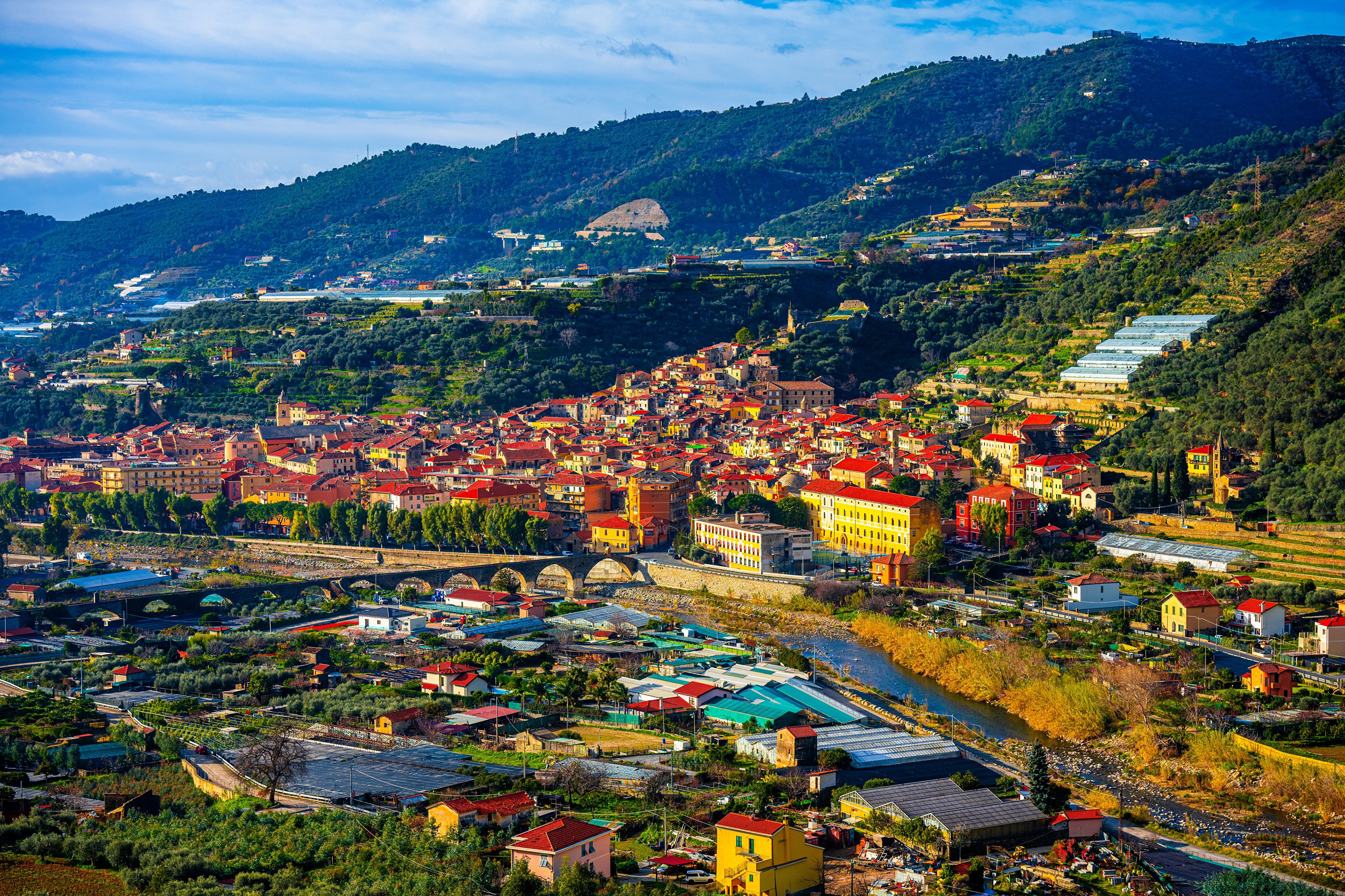 4K Bordighera, Italy: Mountains, Houses, River, and Bridges HD Wallpaper