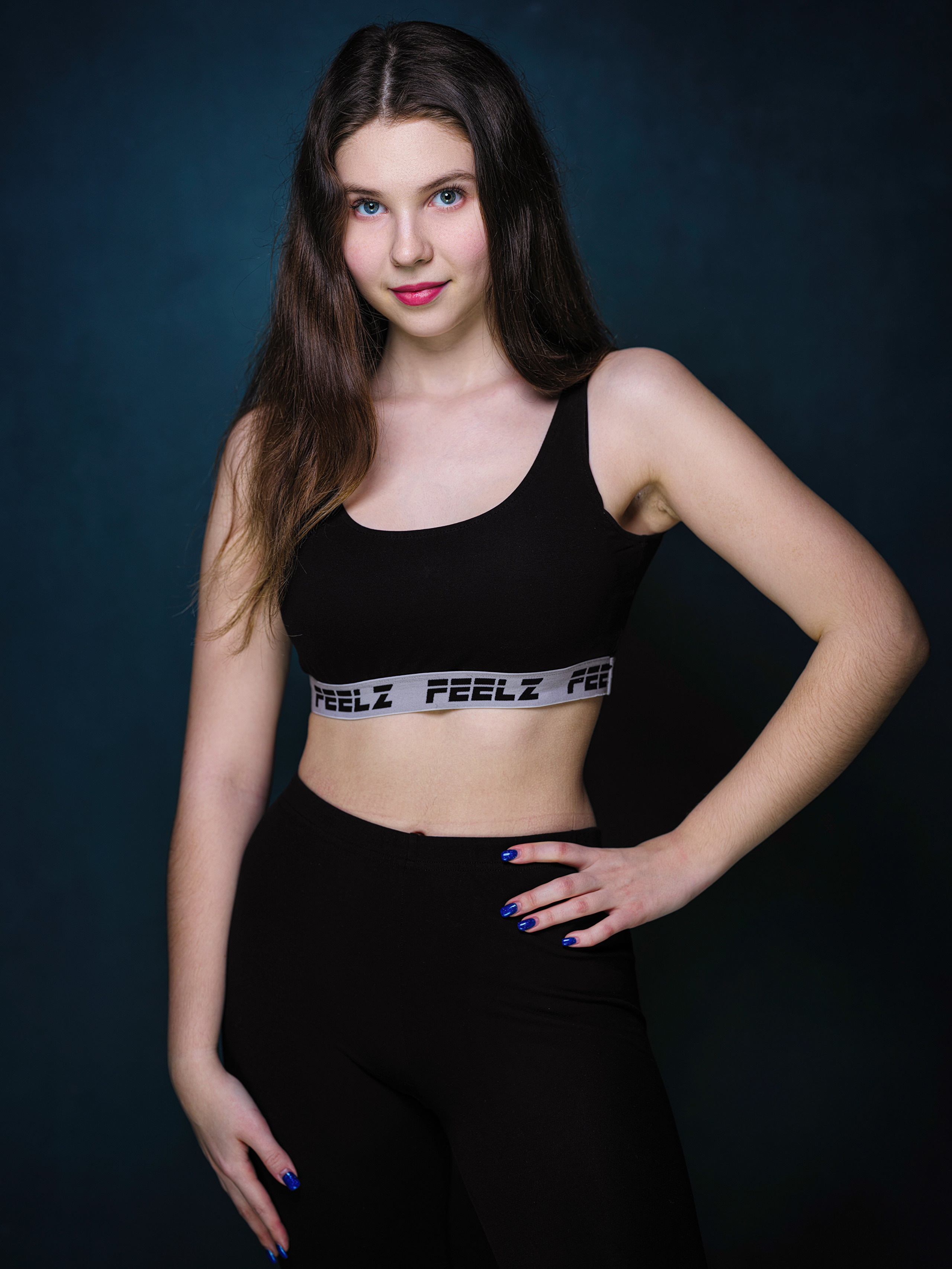 Ksenia in sportswear by Nikolay Bobrovsky HD Phone Wallpaper