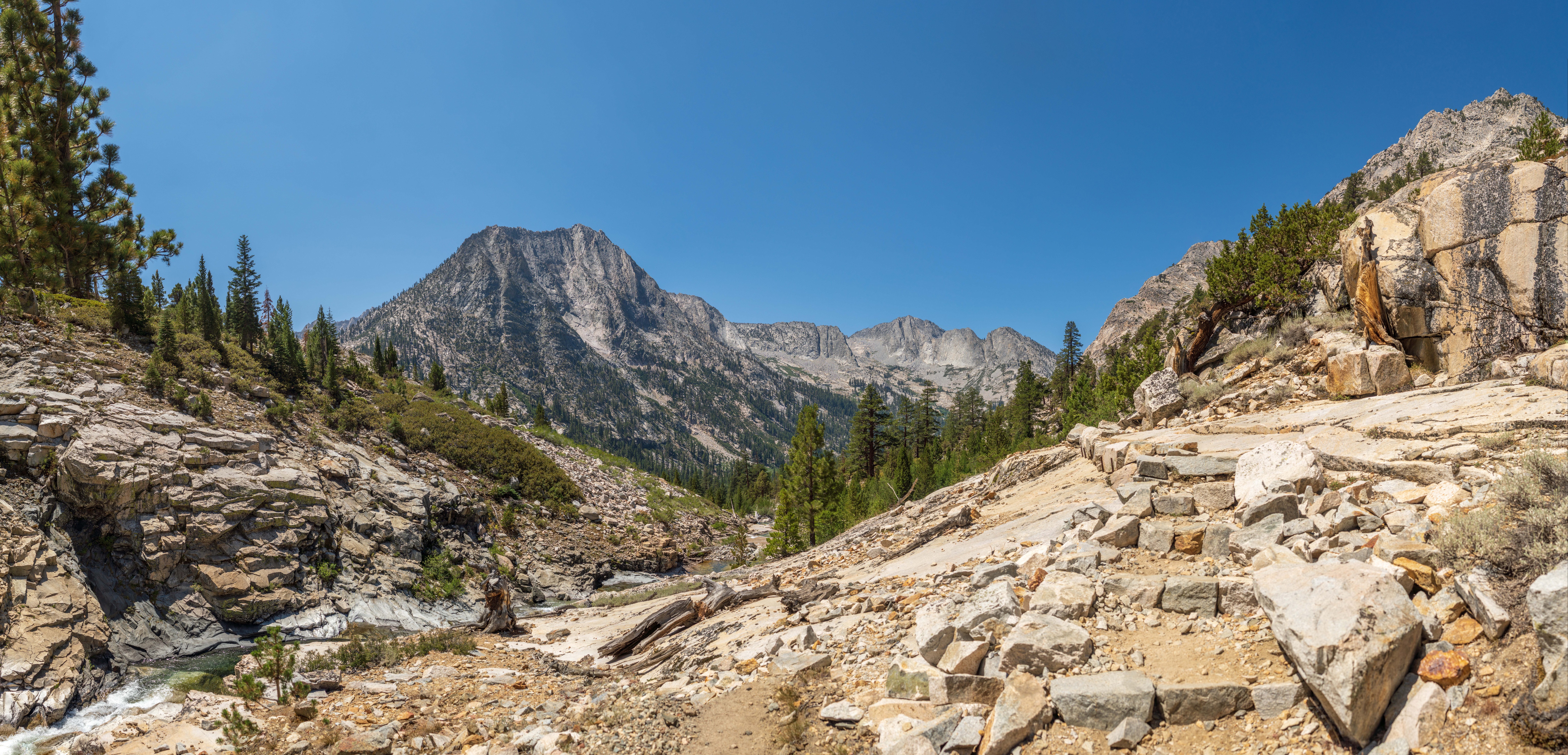 Kings Canyon National Park Mountains in California HD Wallpaper