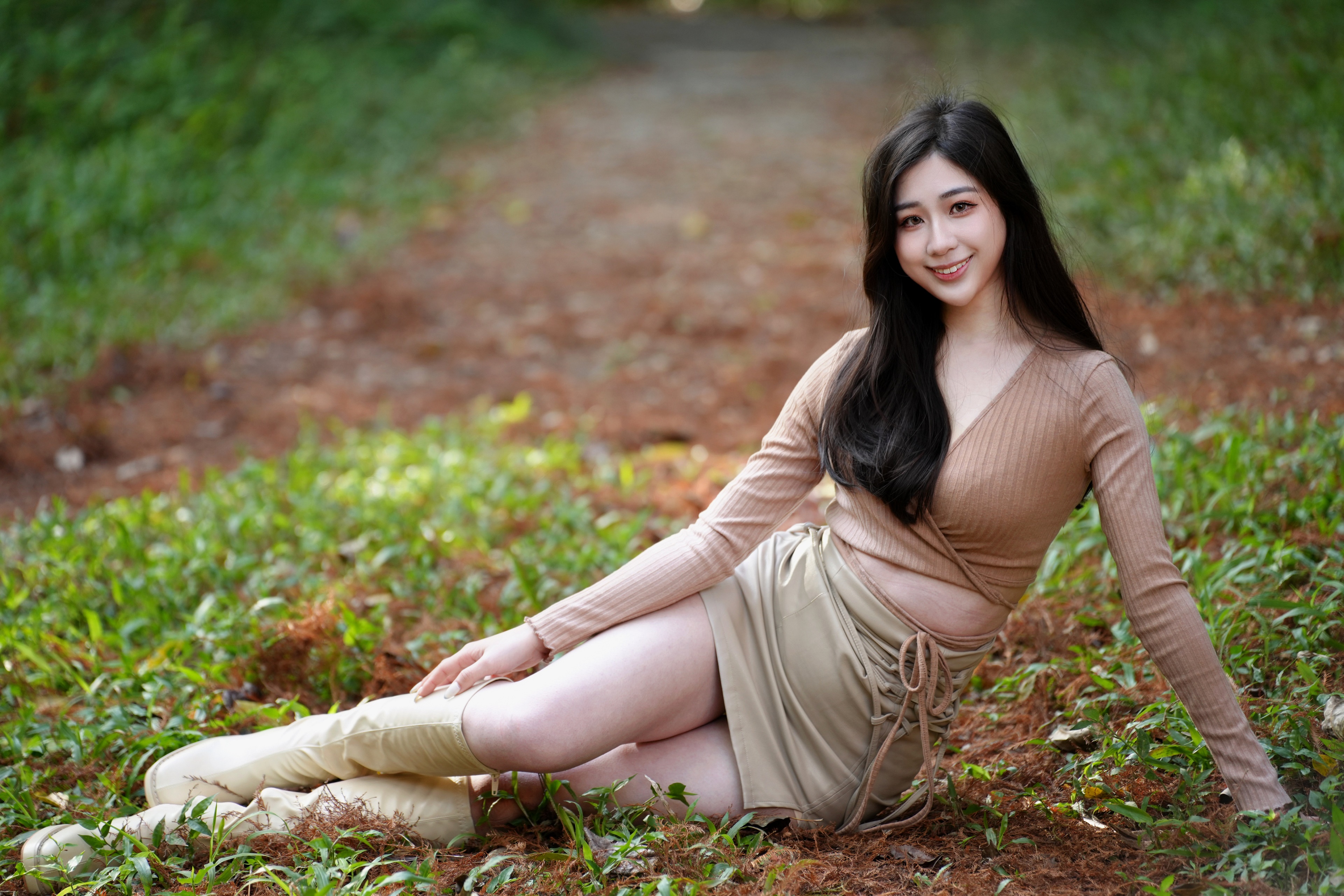 Asian Brunette Girl Sitting in Forest HD Wallpaper