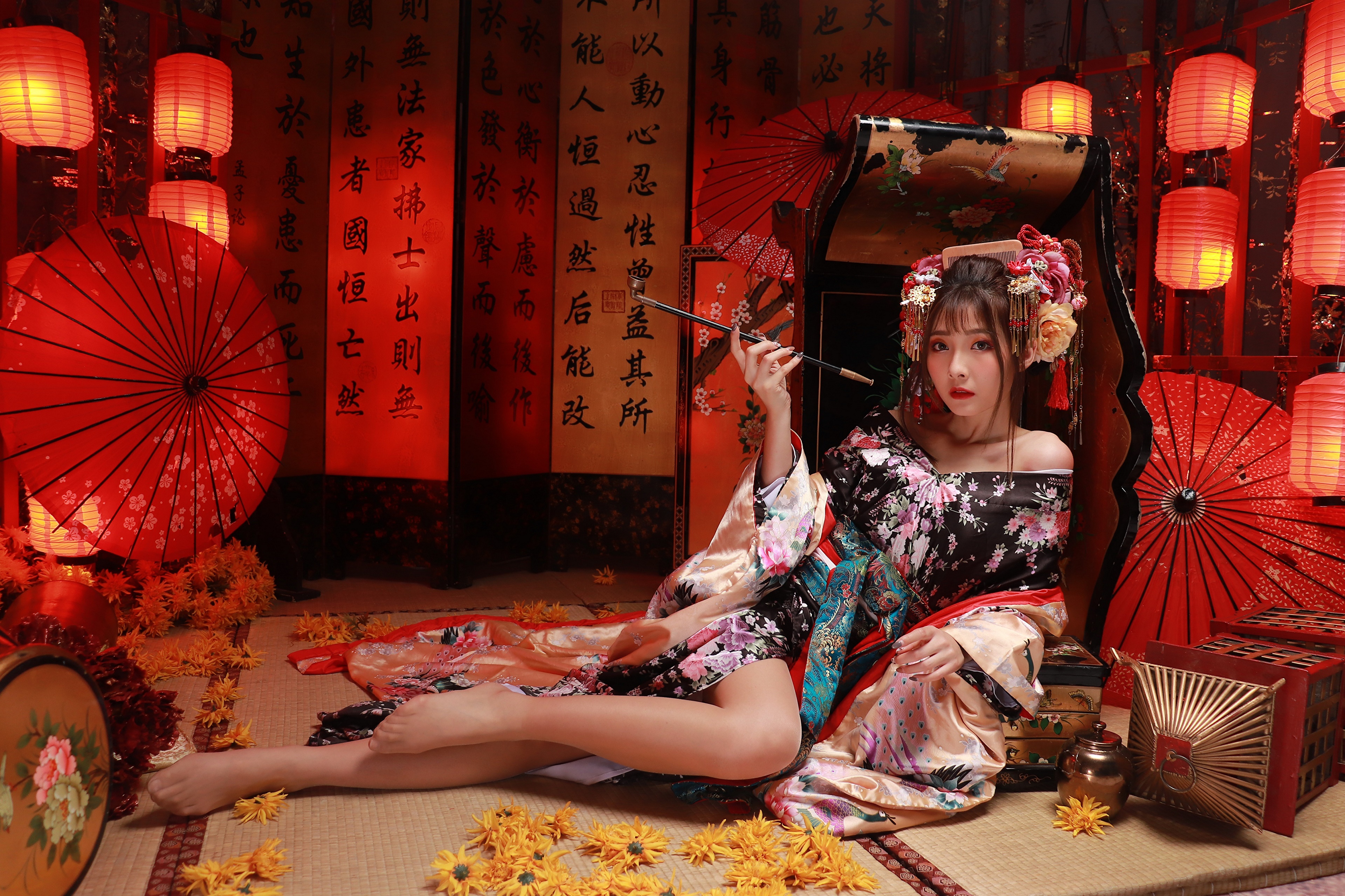 Woman in Kimono with Umbrella and Lanterns HD Wallpaper