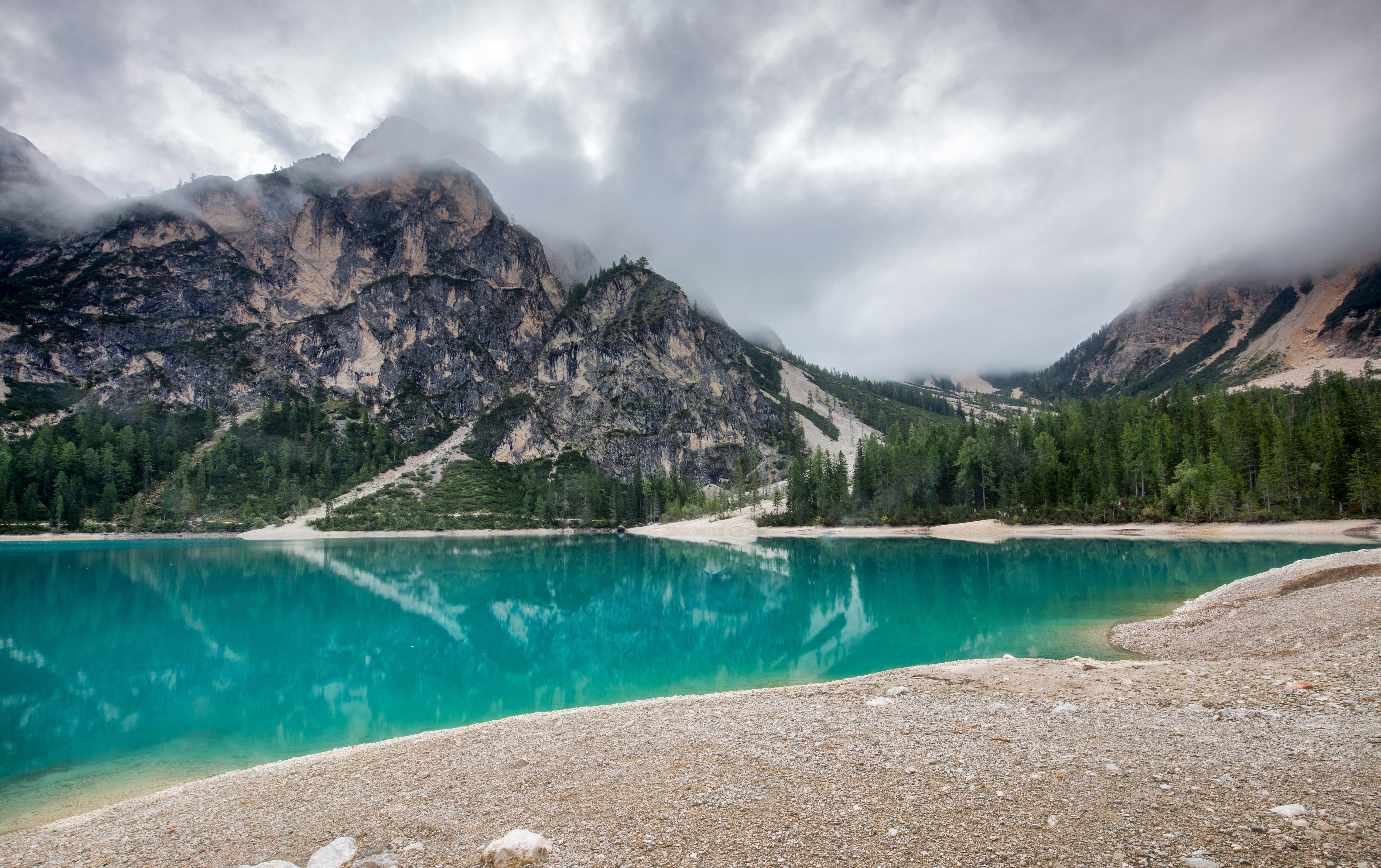 Lago di Braies, Italy, Mountains and Lake HD Wallpaper