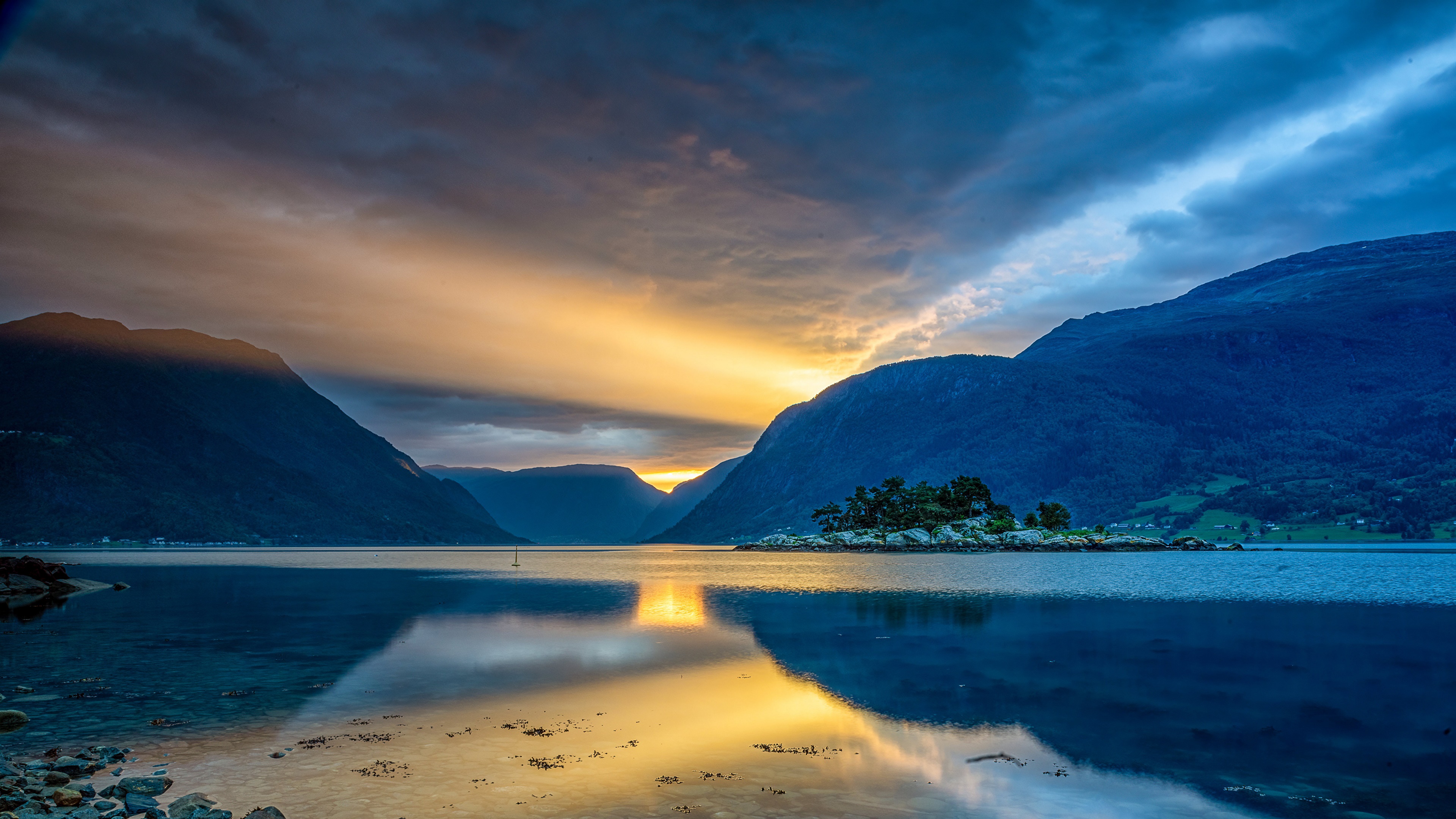 4K Lustrafjorden Norway Mountains Fjord HD Wallpaper