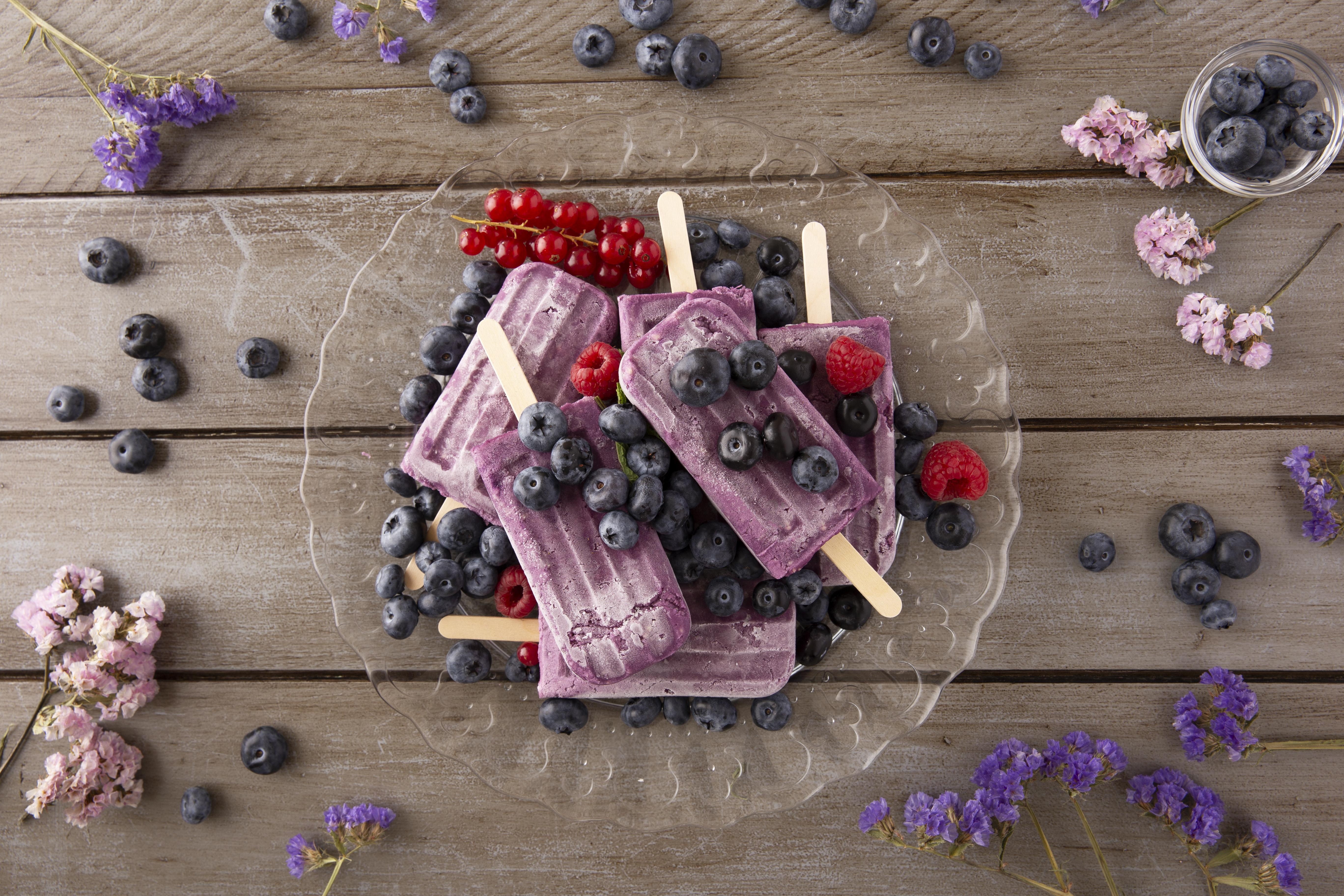 Blueberry and Raspberry Popsicles with Berries and Flowers HD Wallpaper