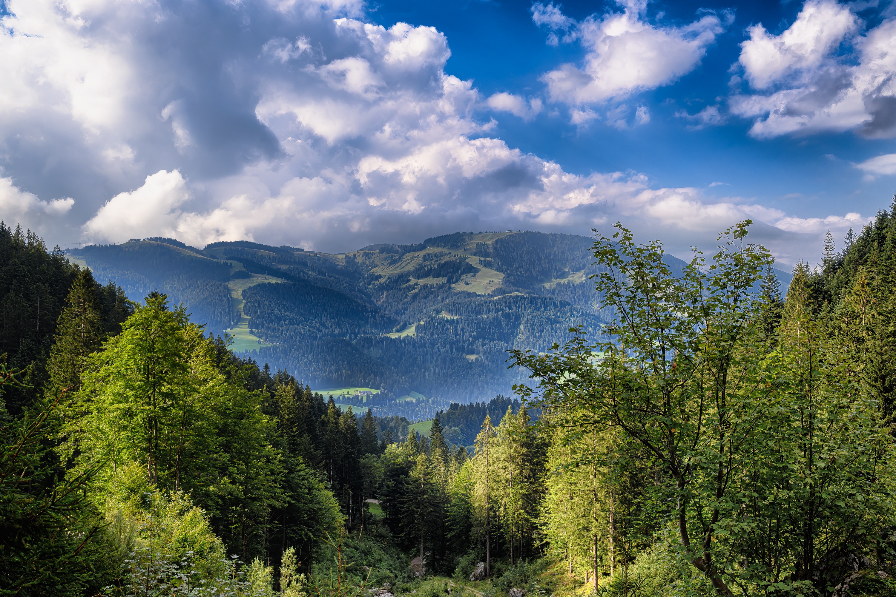 Mountains and Clouds in the Alps, Austria HD Wallpaper