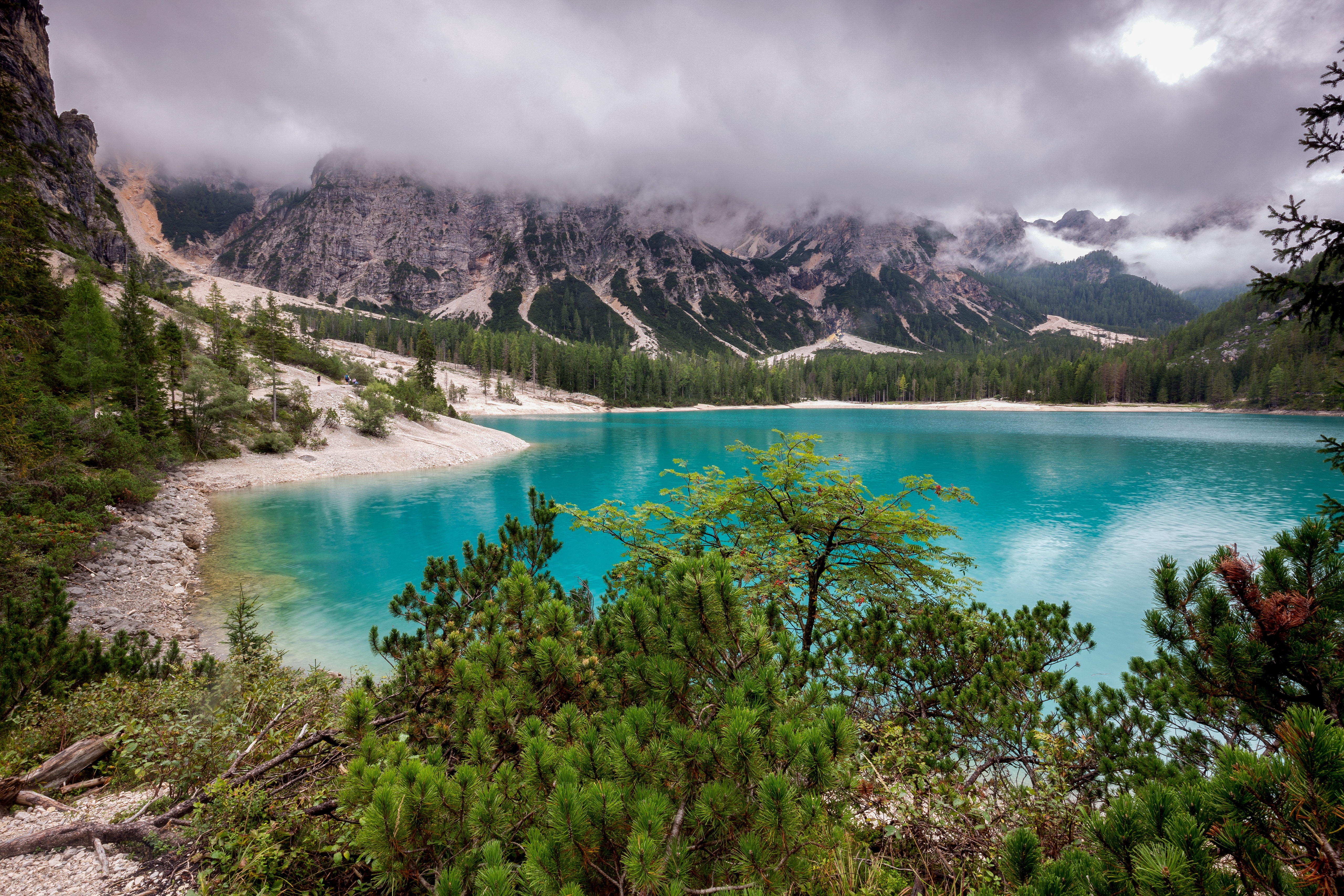 Lago di Braies, Italy, Mountains and Lake HD Wallpaper