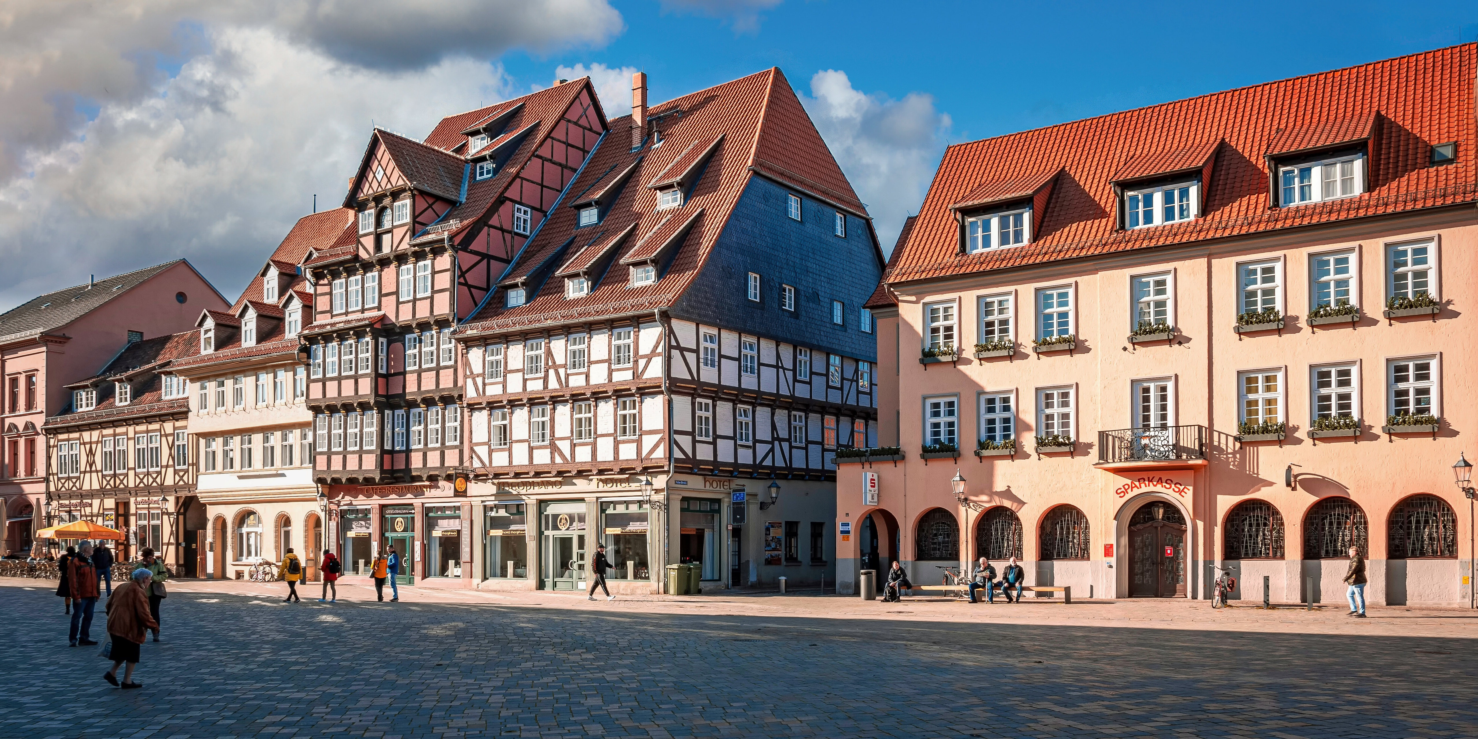 Half-timbered houses and buildings in Quedlinburg, Germany town square HD Wallpaper
