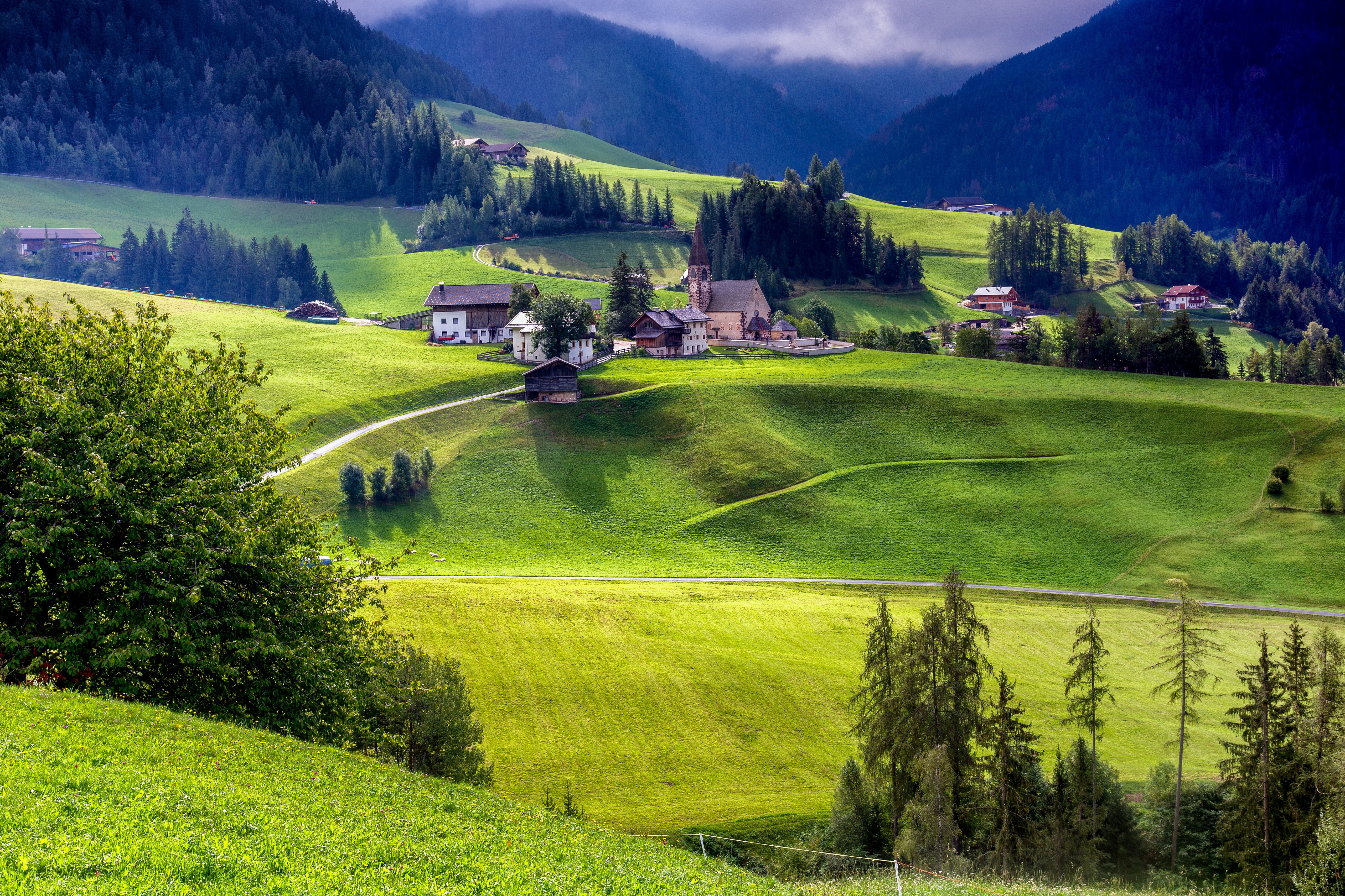 Santa Magdalena village in the Italian Alps HD Wallpaper