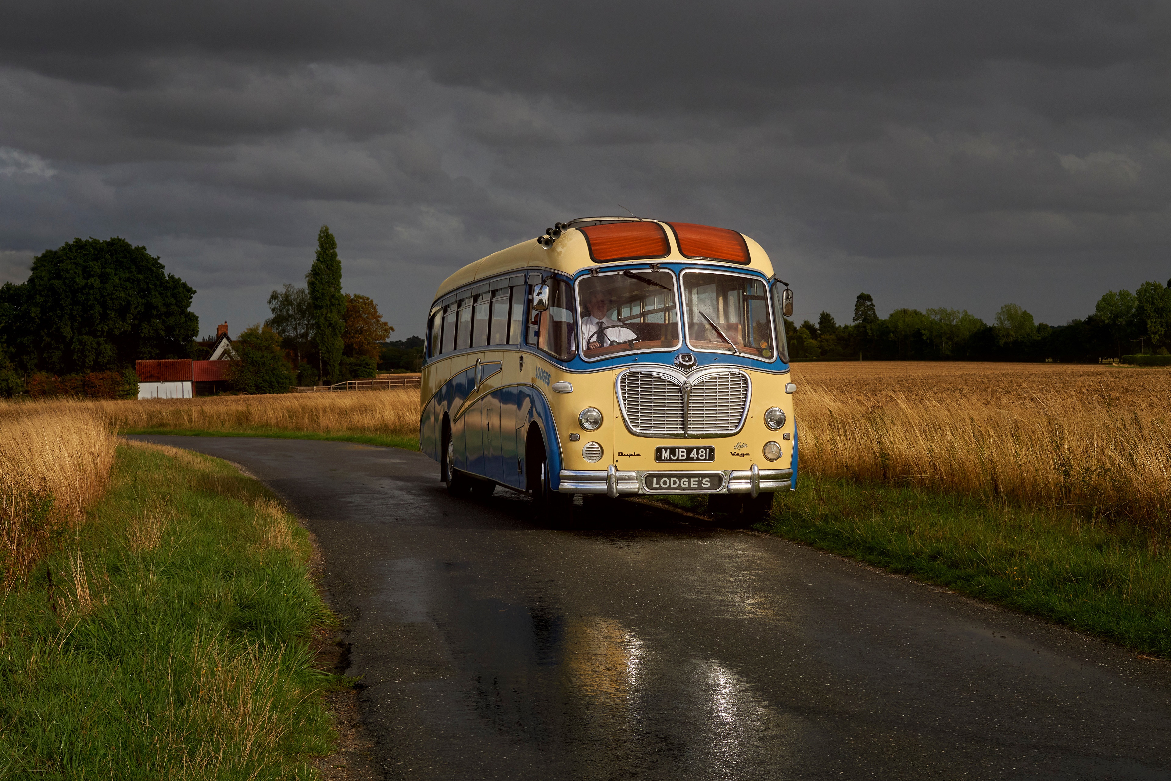 Retro Bedford SB Duple Bus on a Wet Road HD Wallpaper