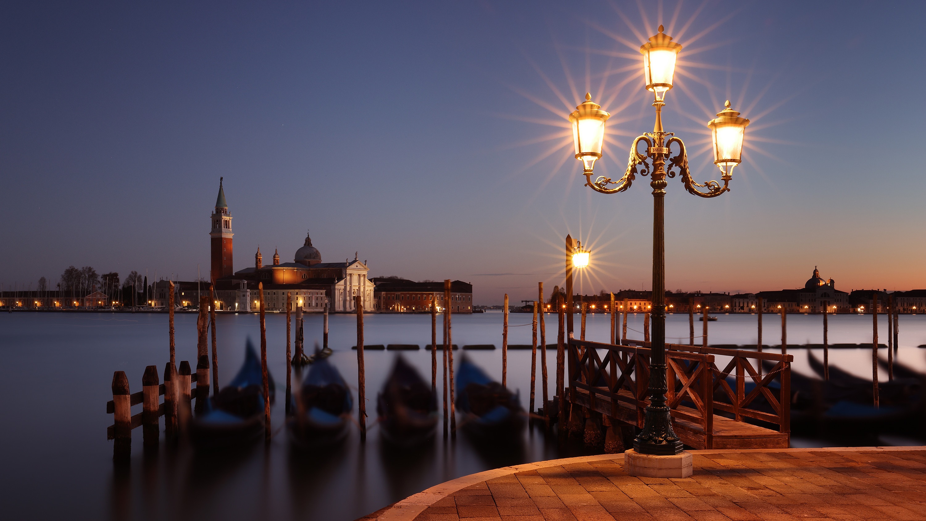 Venice at dusk with San Giorgio Maggiore and gondolas HD Wallpaper