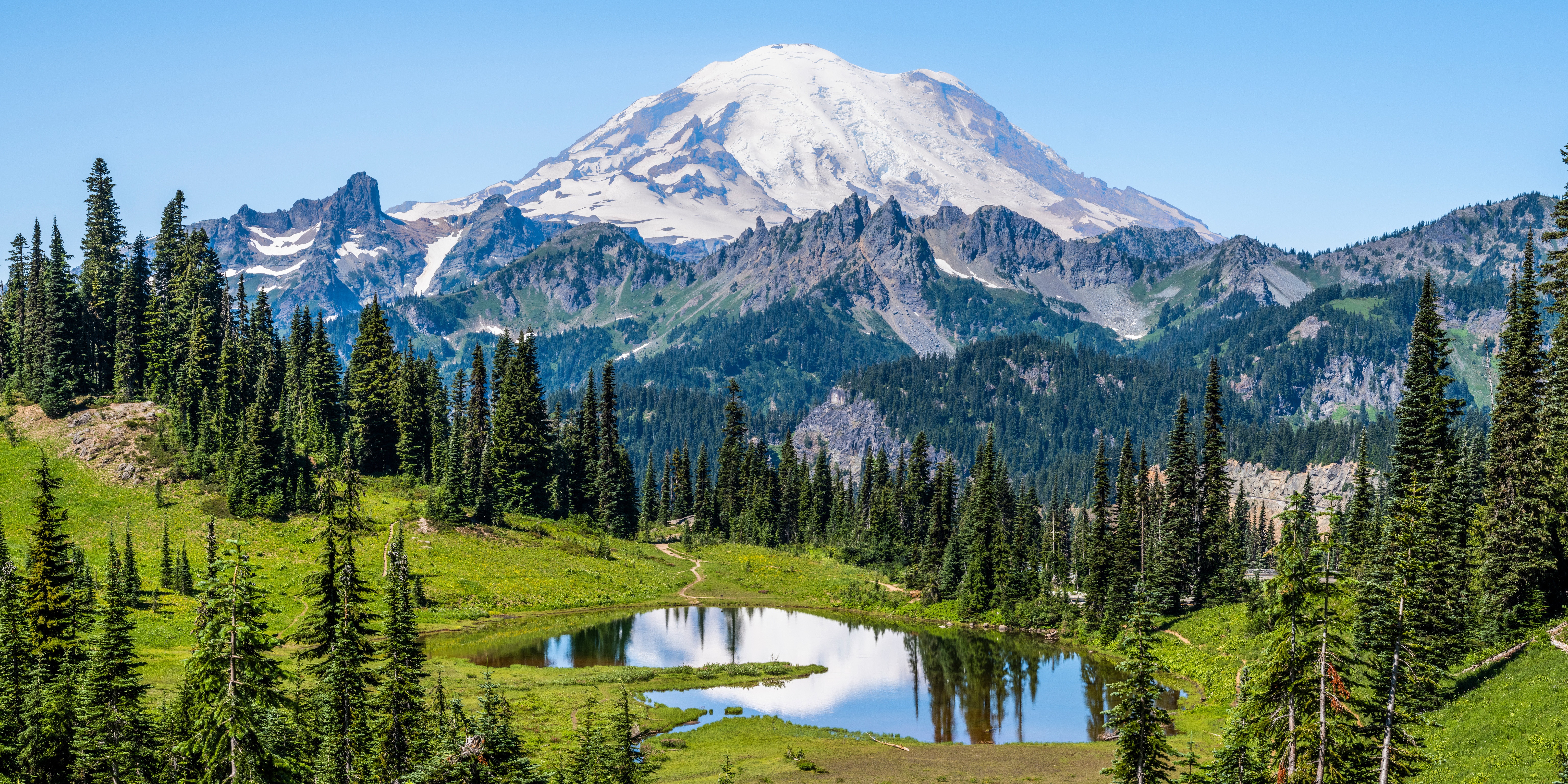 Mount Rainier National Park Lake and Mountains HD Wallpaper