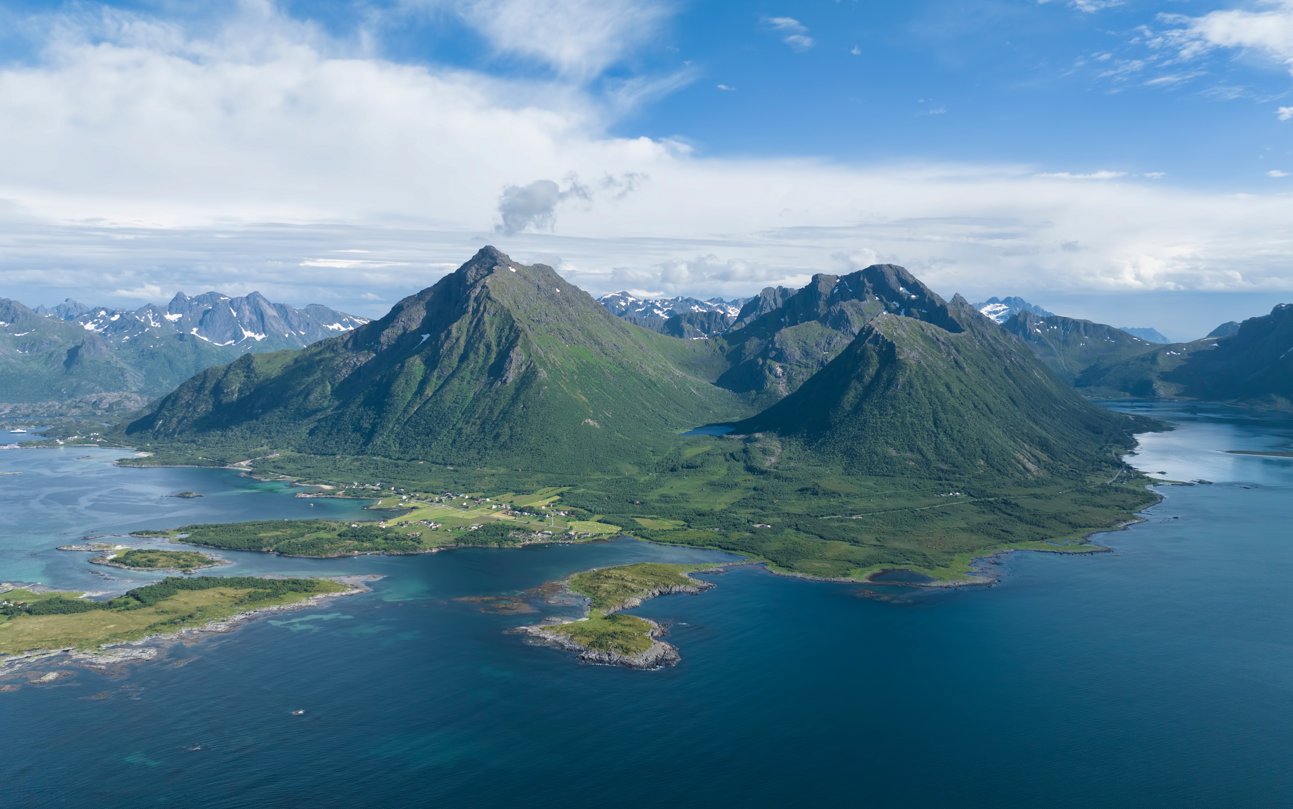 Lofoten Islands, Norway: Mountains and Fjords HD Wallpaper