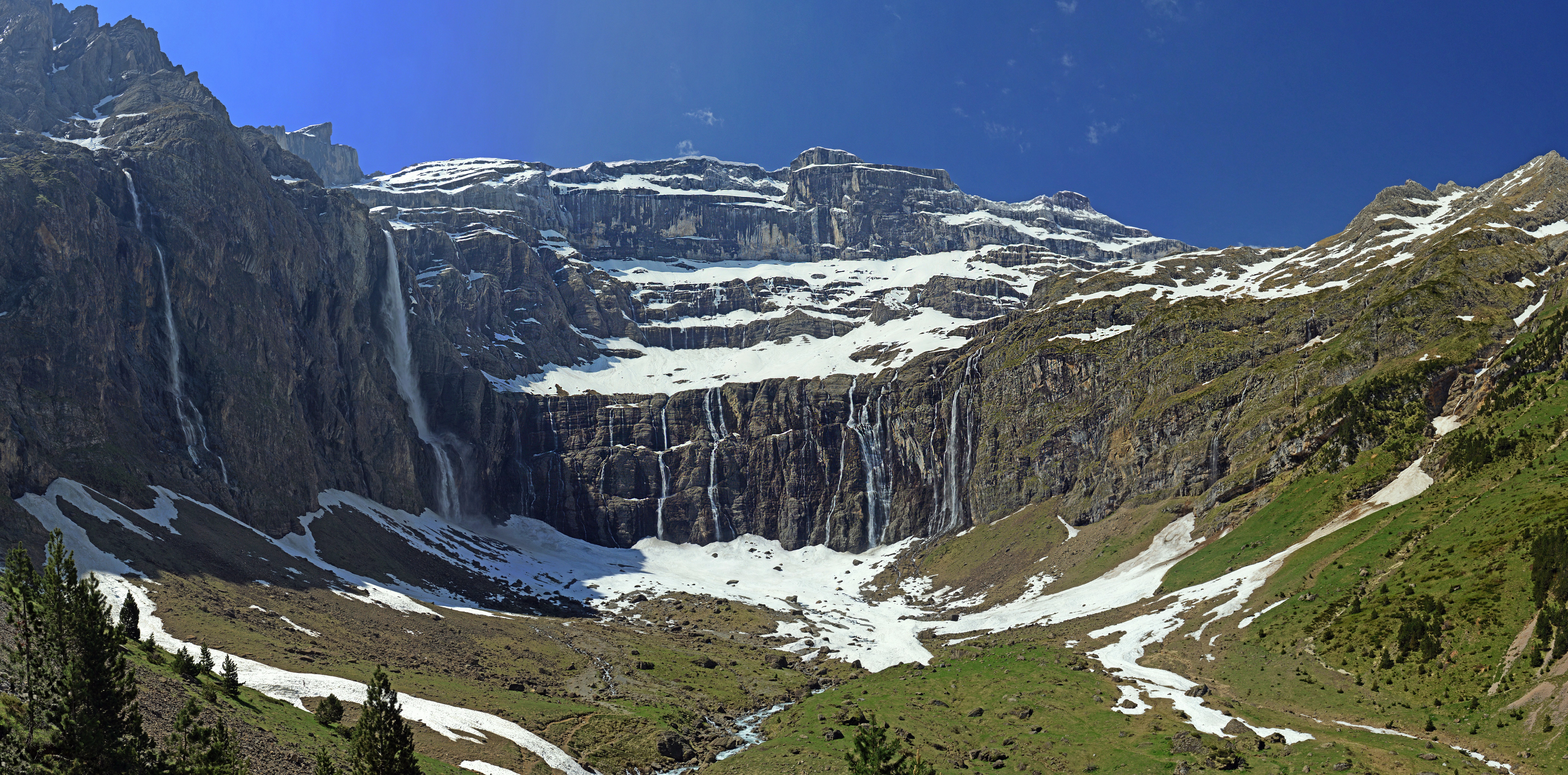 Panorama of waterfalls in the Pyrenees mountains, France HD Wallpaper