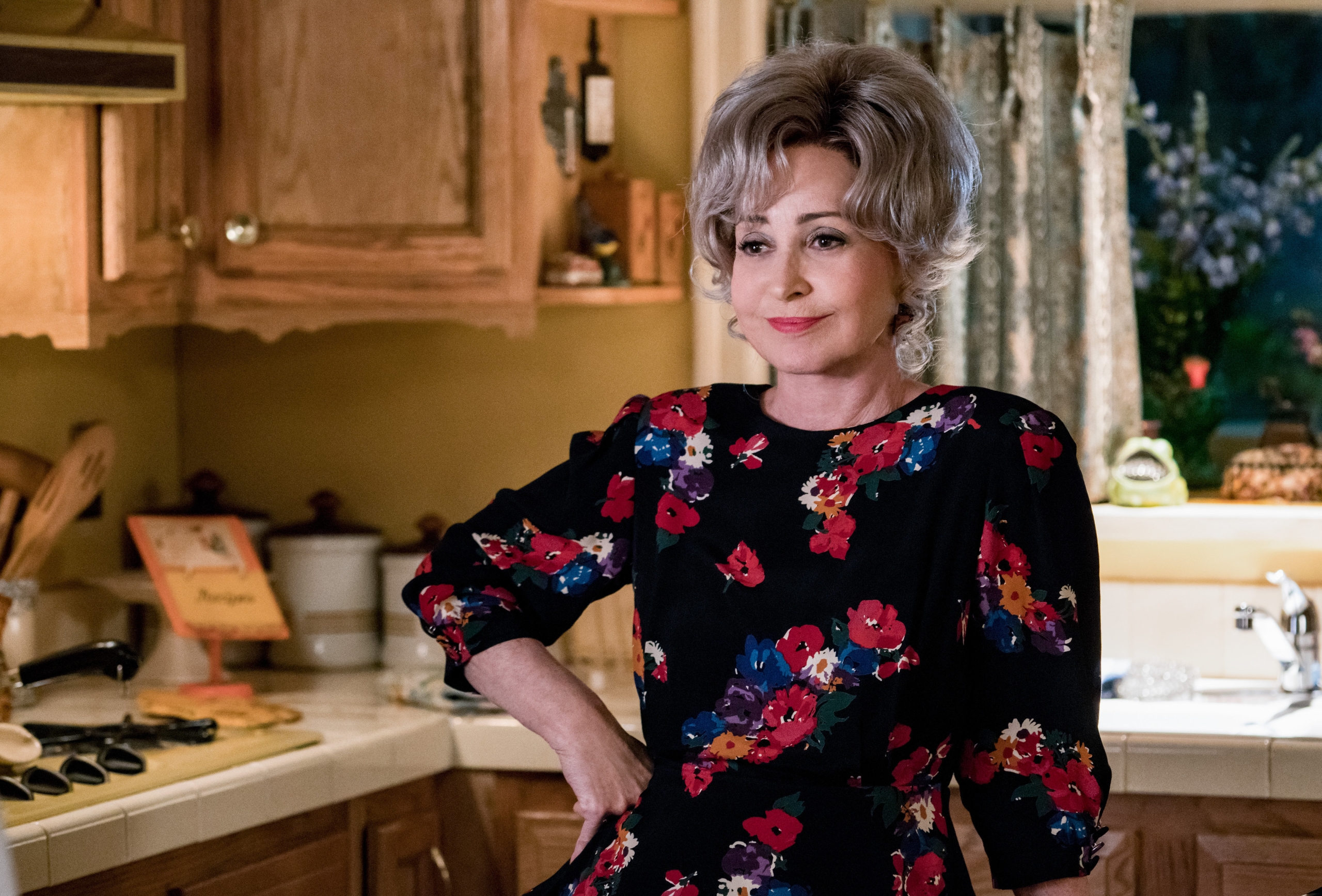Annie Potts as Constance Tucker smiling in Young Sheldon HD Wallpaper