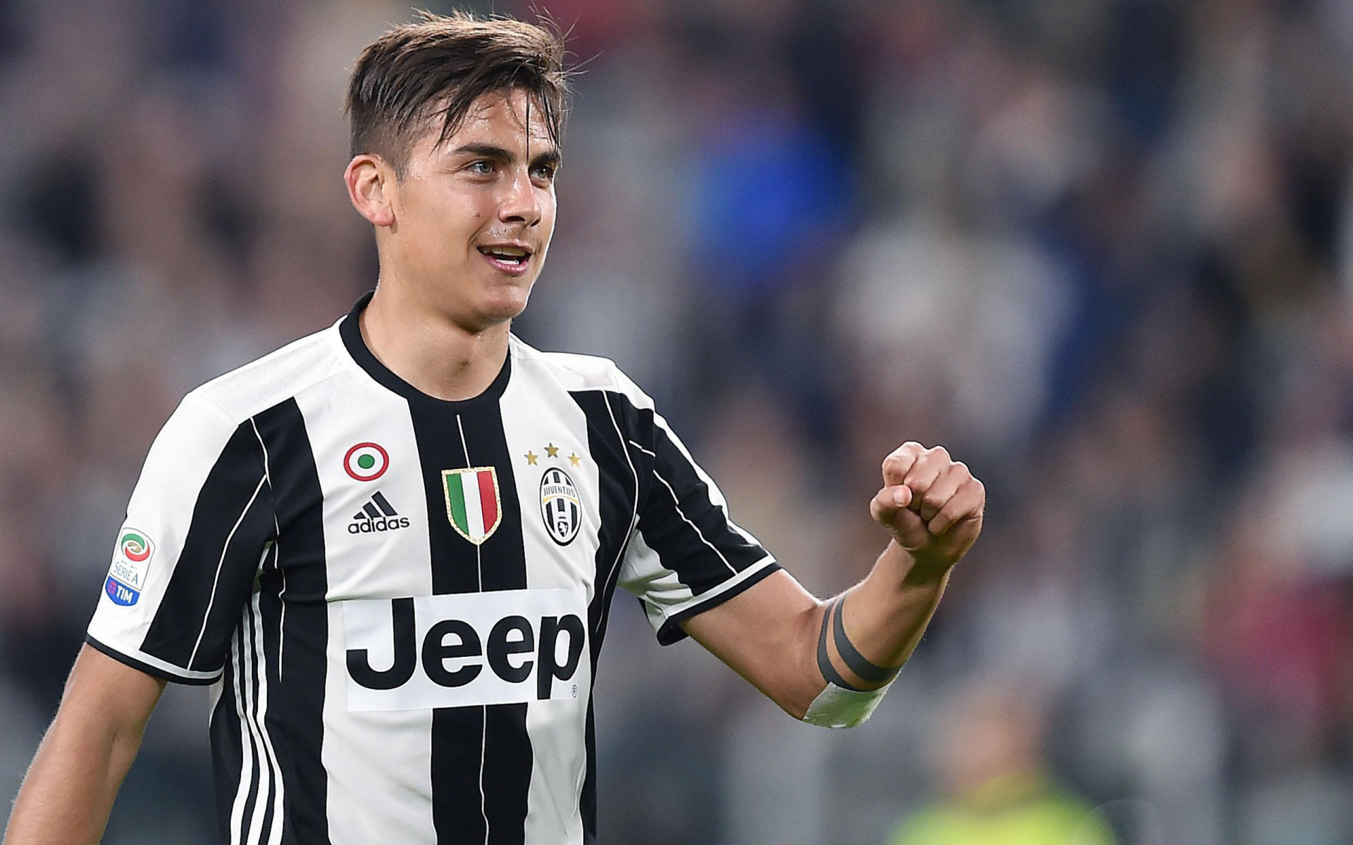 Paulo Dybala celebrates for Juventus F.C. HD Wallpaper
