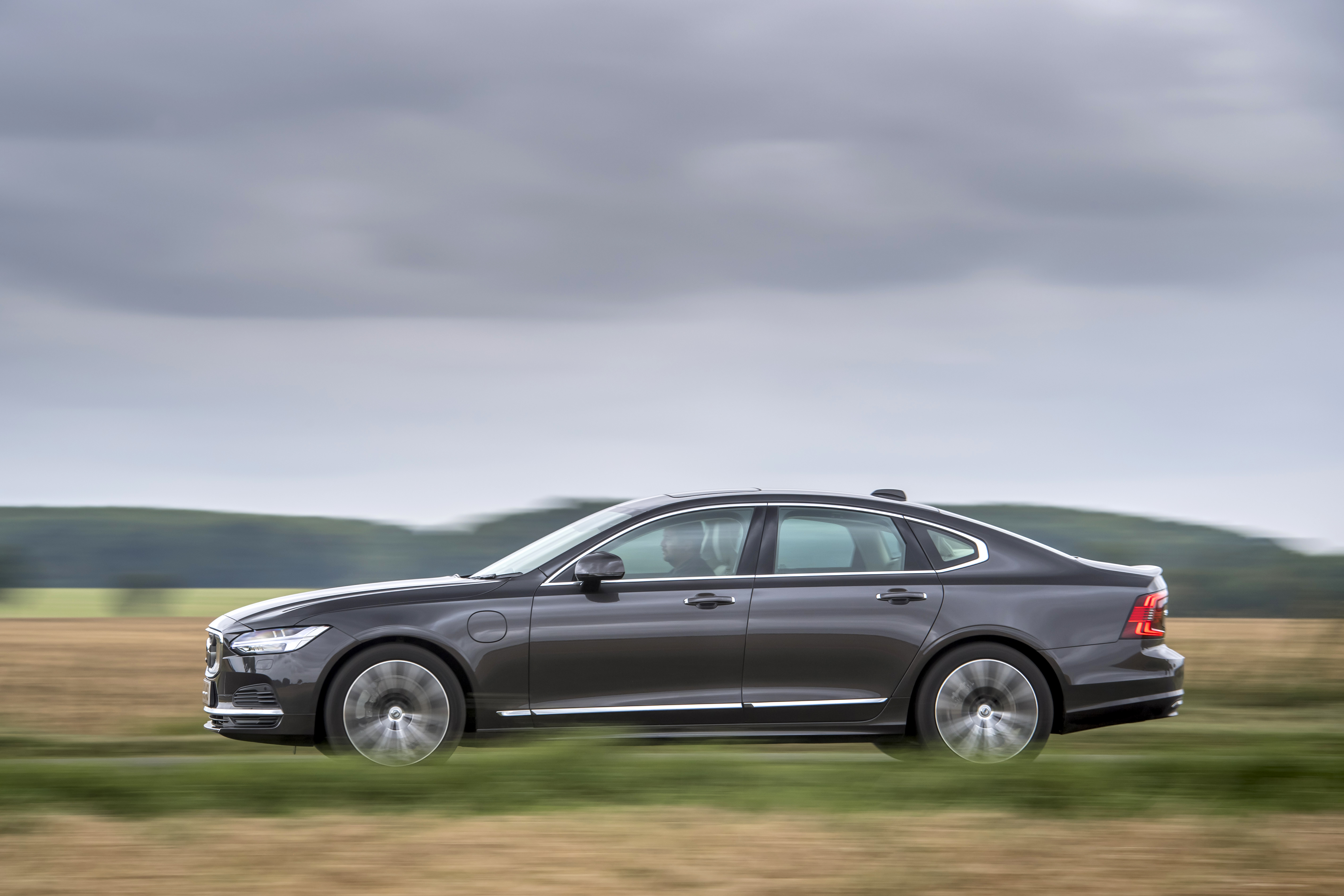 Volvo S90 T8 AWD Luxury Car in Motion HD Wallpaper