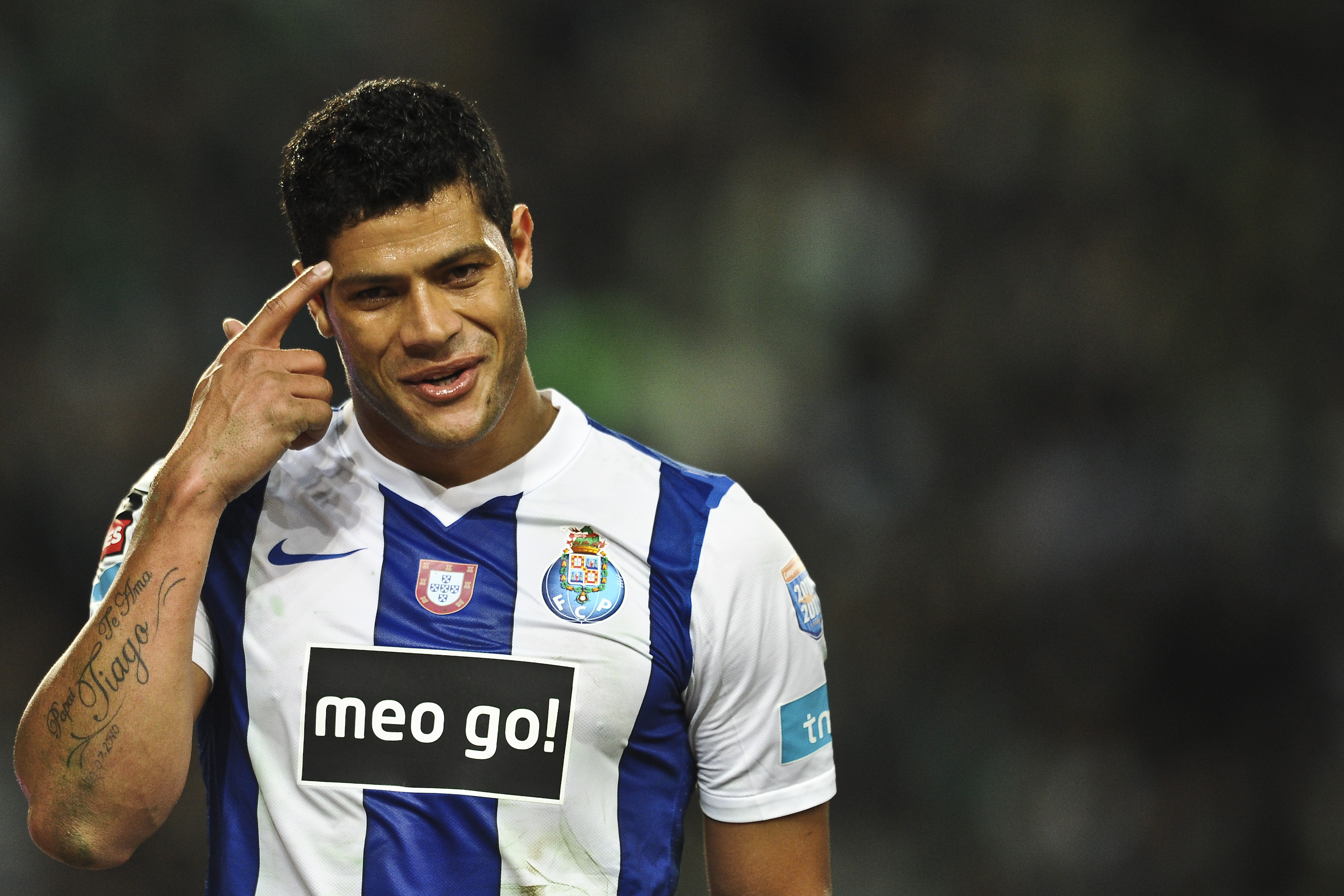 Hulk of FC Porto pointing to his head HD Wallpaper