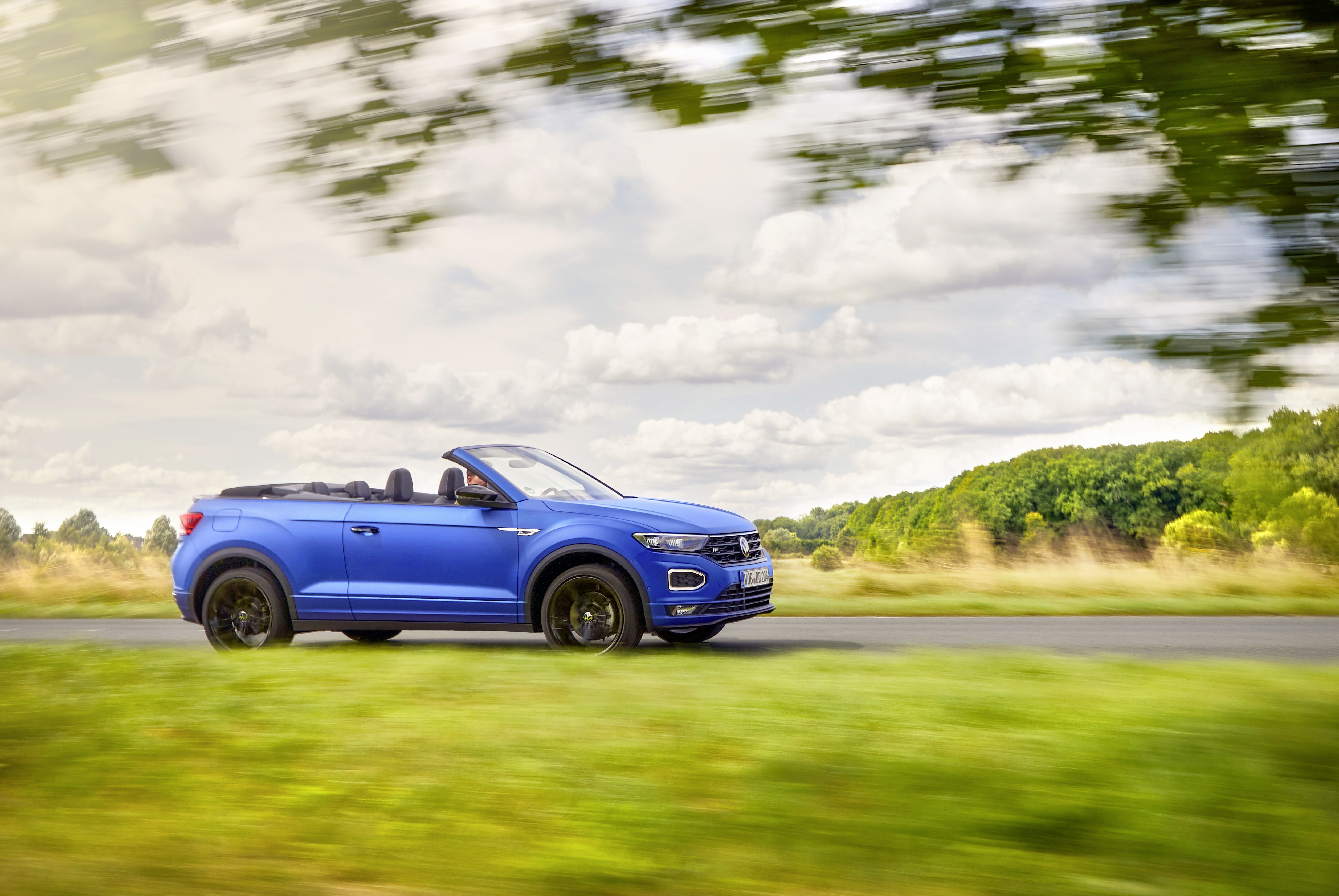 Volkswagen T-Roc Cabriolet R-Line Edition Blue driving HD Wallpaper