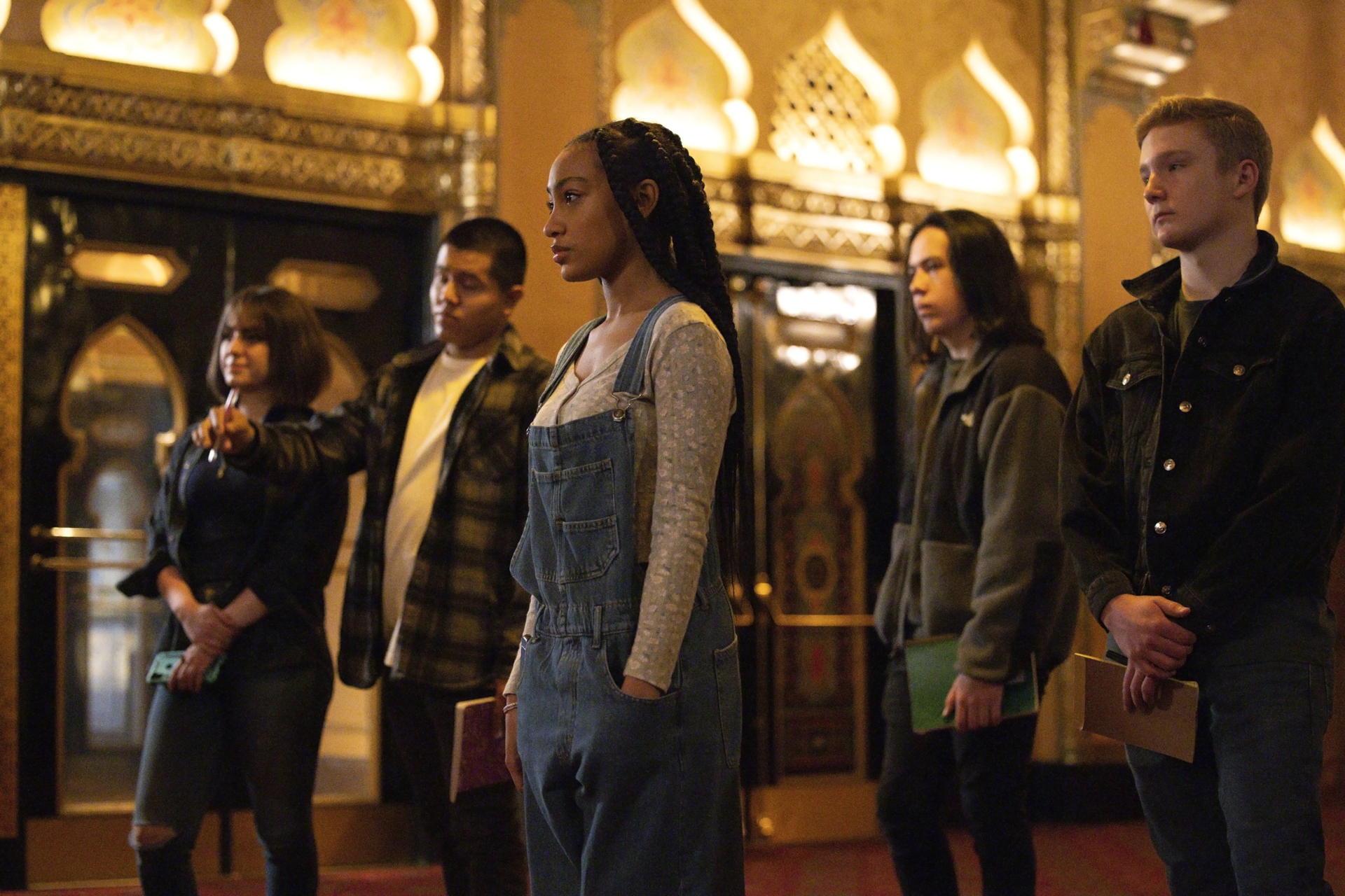 Lexi Underwood and cast in Just Beyond HD Wallpaper