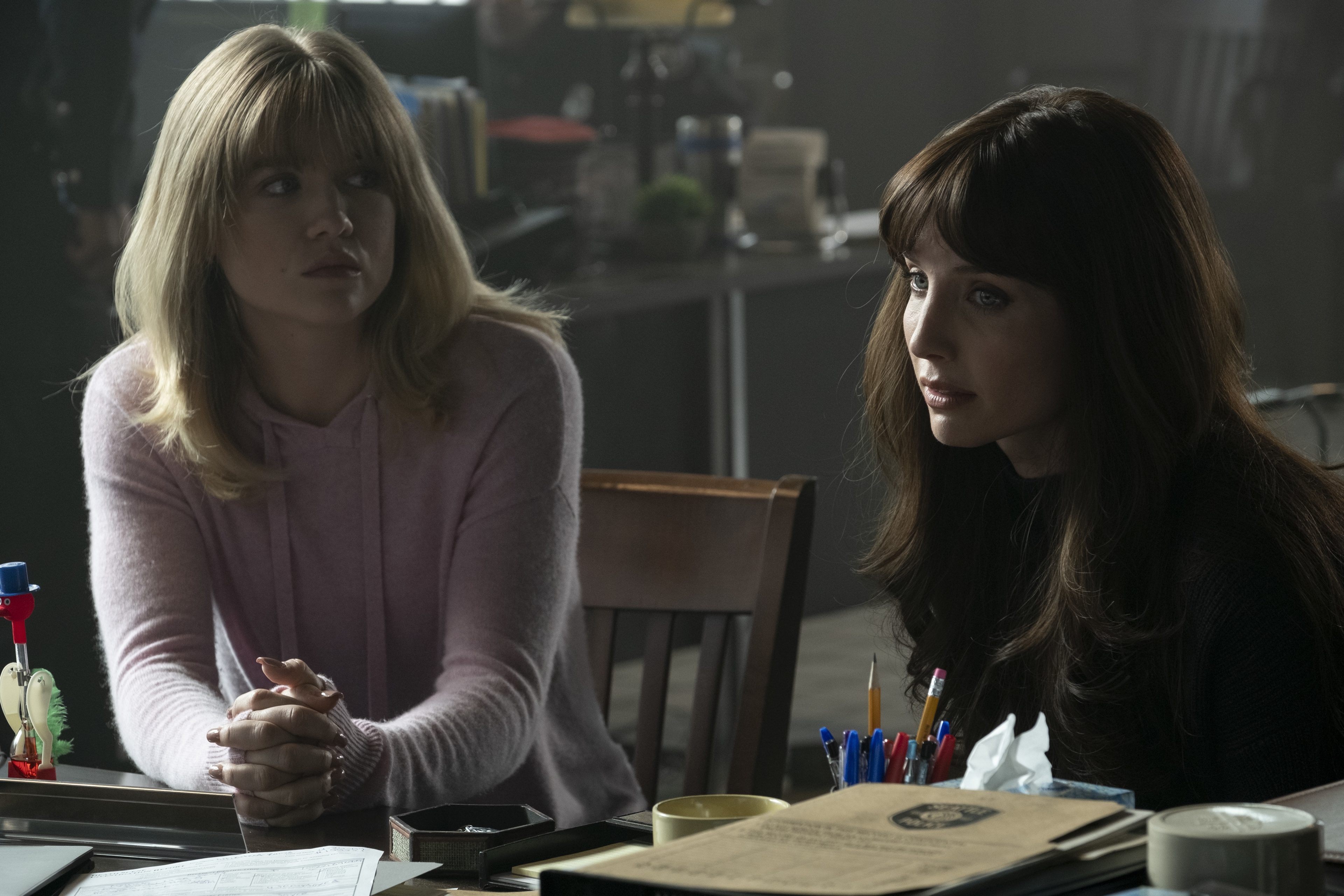 Annabelle Wallis and Maddie Hasson sitting at a table HD Wallpaper