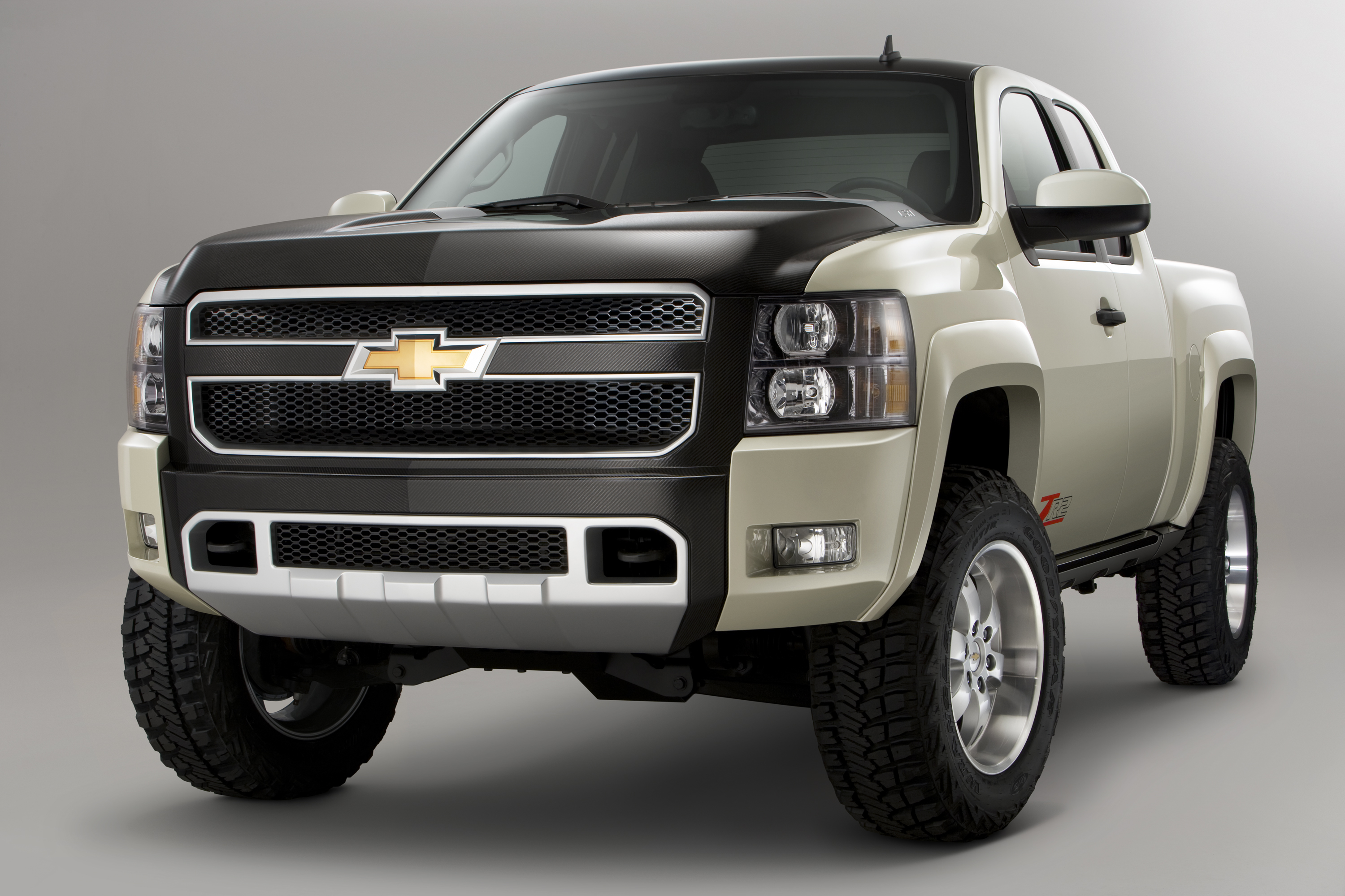 Chevrolet Silverado ZR2 HD Lifted Pickup Truck HD Wallpaper