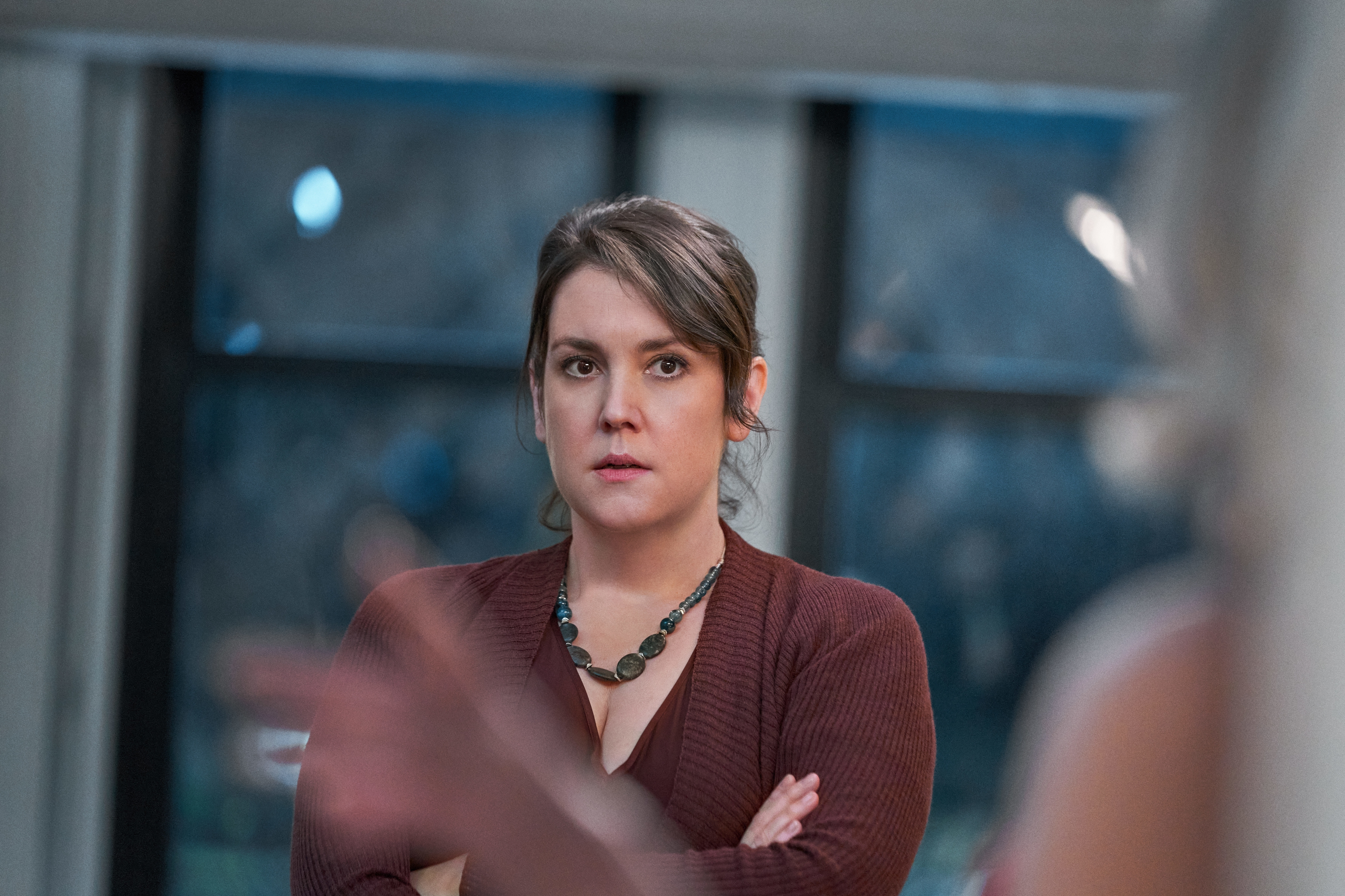 Melanie Lynskey in Dont Look Up, arms crossed HD Wallpaper
