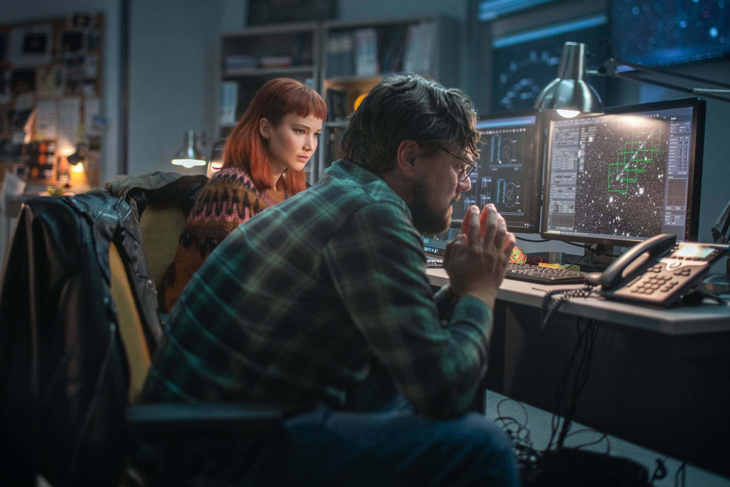 Leonardo DiCaprio and Jennifer Lawrence in Don't Look Up HD Wallpaper