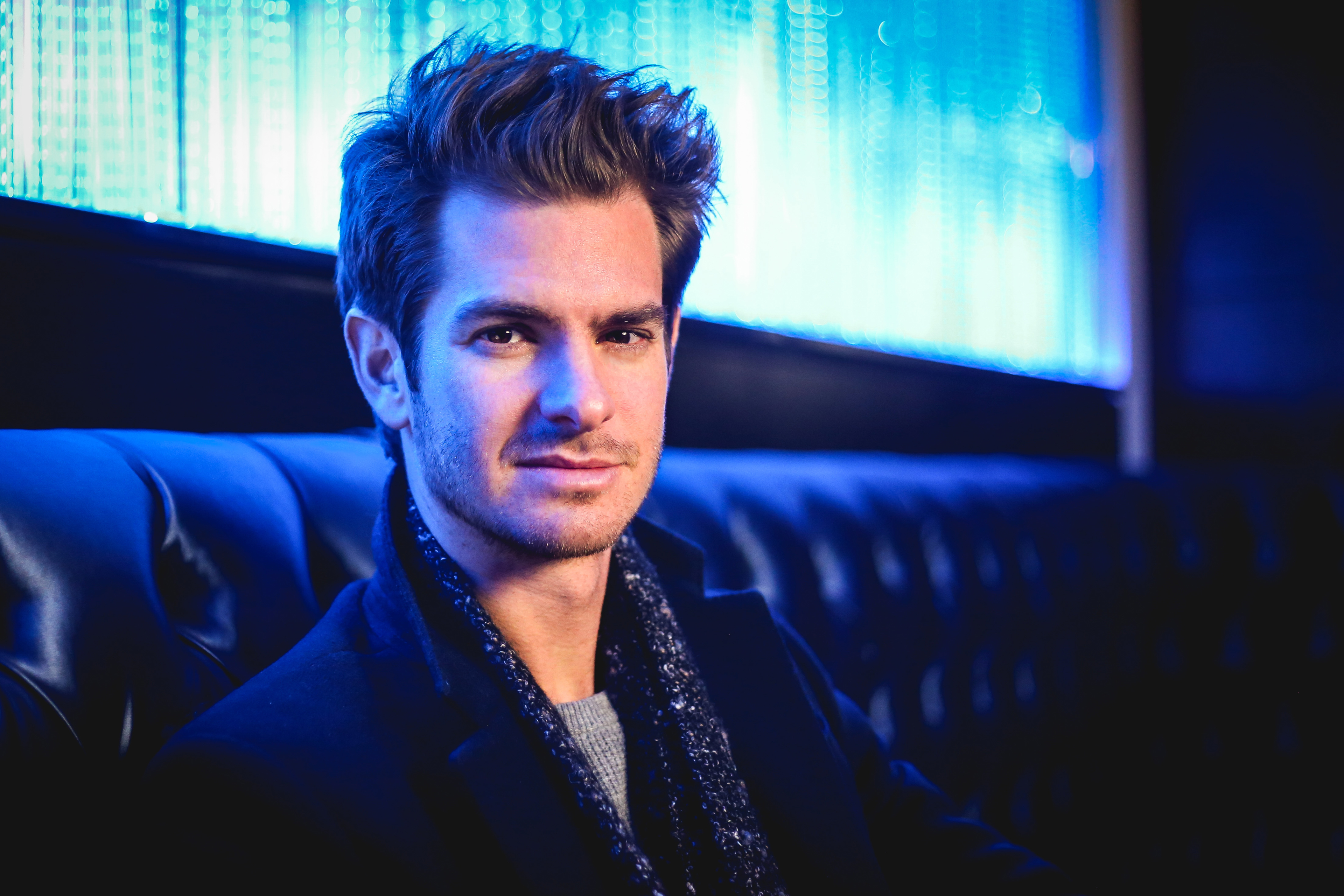 Andrew Garfield in blue light HD Wallpaper