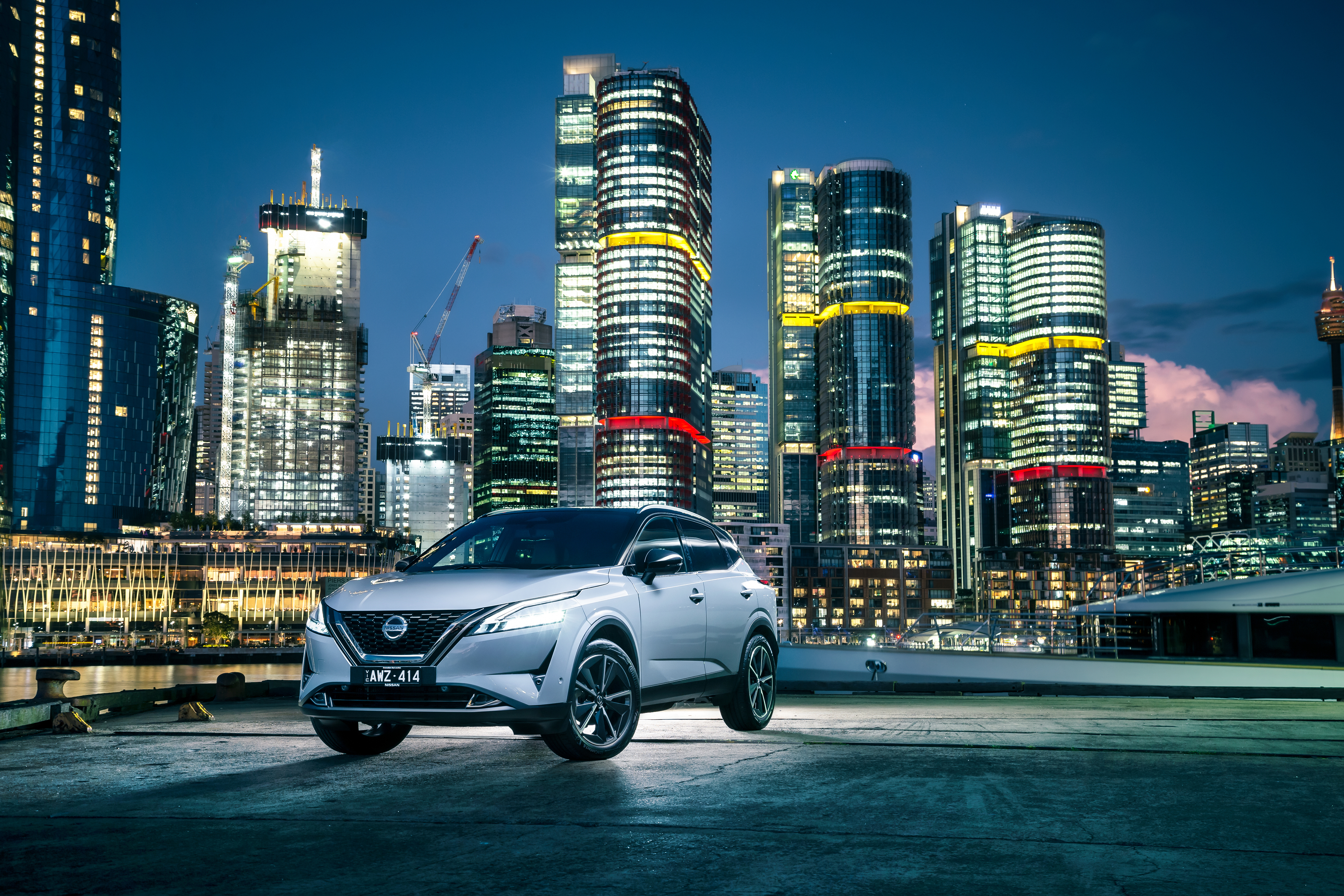 Nissan Qashqai SUV in Sydney city at night 4K HD Wallpaper