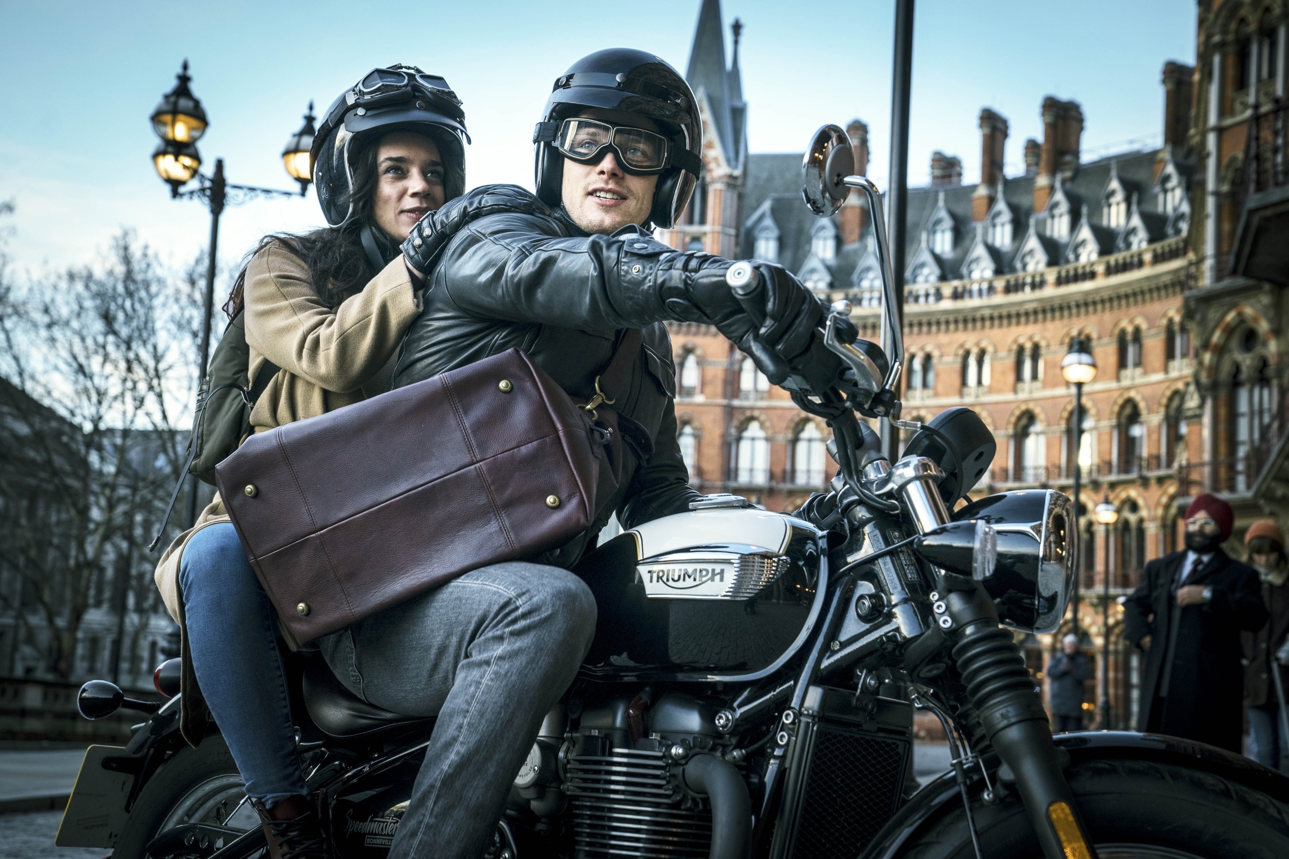 SAS: Red Notice Sam Heughan Hannah John-Kamen on motorcycle HD Wallpaper